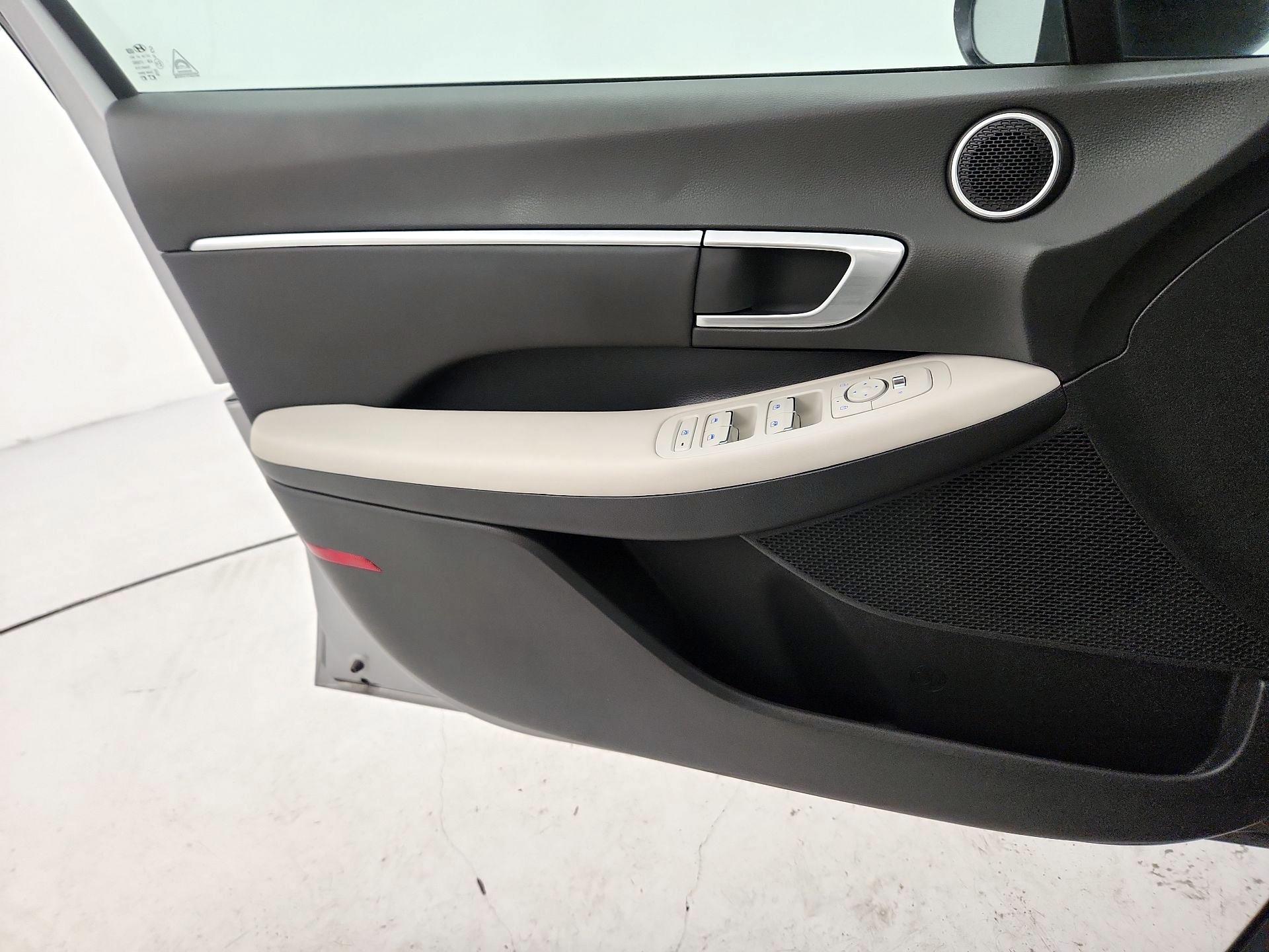 Thumbnail: 2023 Hyundai Sonata - 12