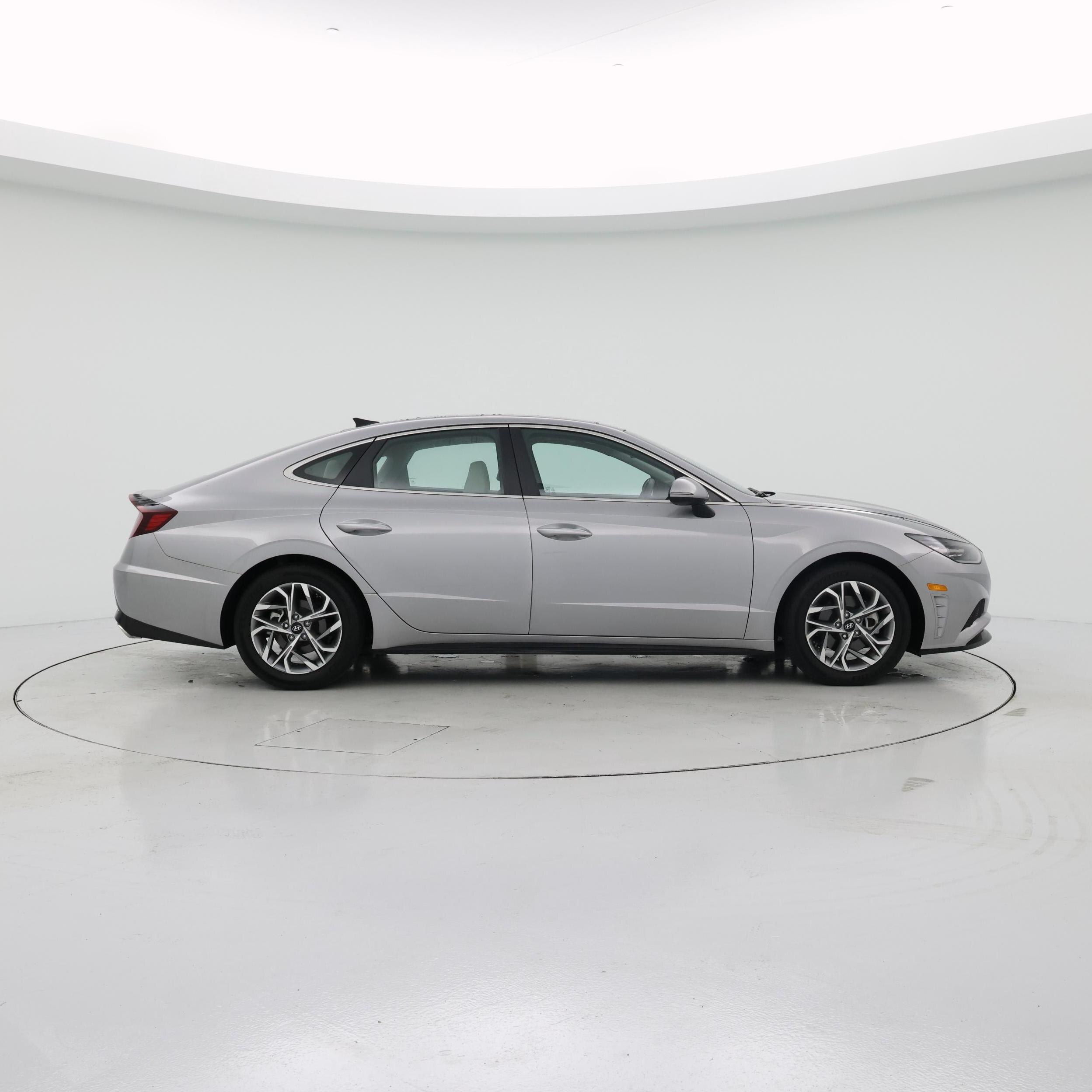 Thumbnail: 2023 Hyundai Sonata - 7