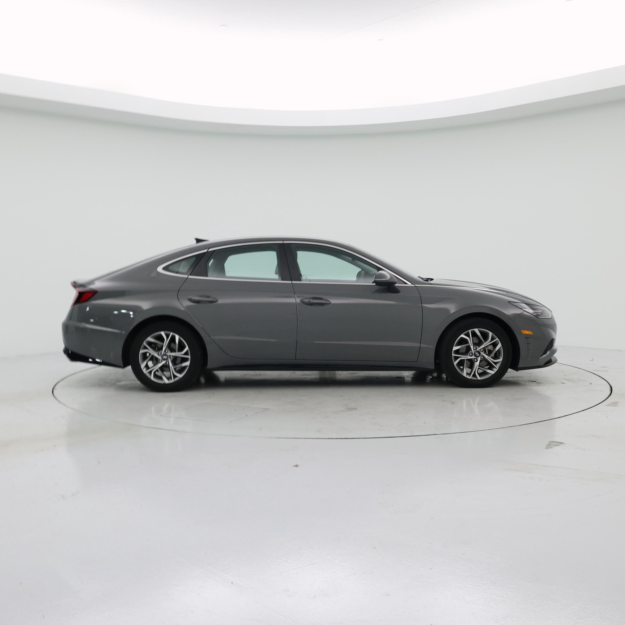 Thumbnail: 2023 Hyundai Sonata - 7