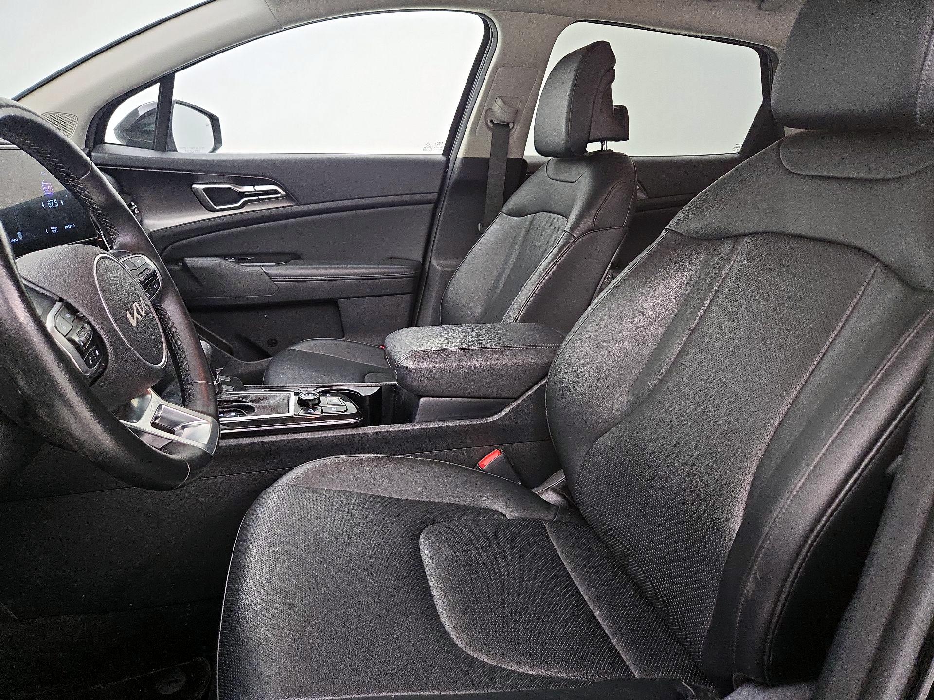 Thumbnail: 2023 Kia Sportage - 11
