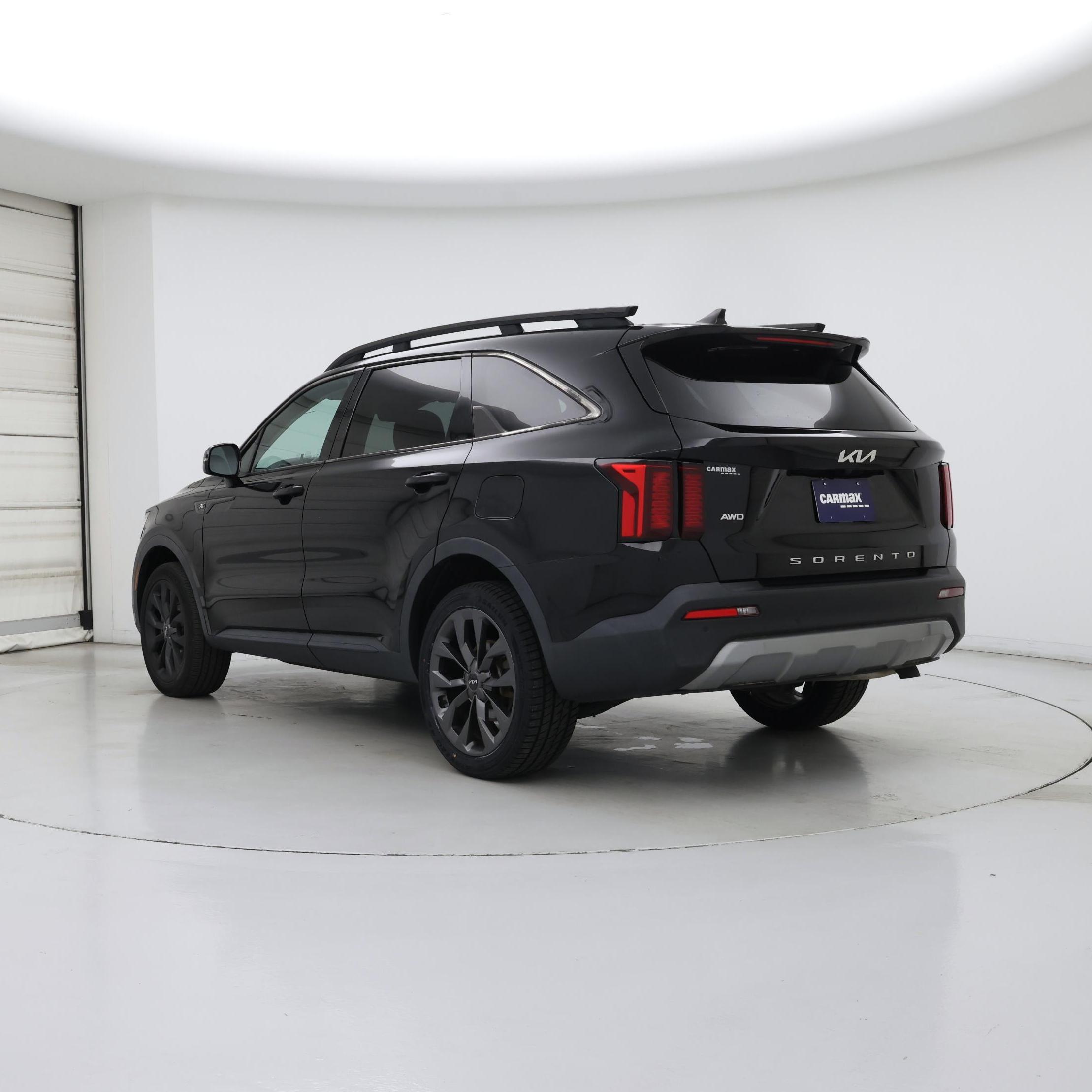Thumbnail: 2022 Kia Sorento - 2