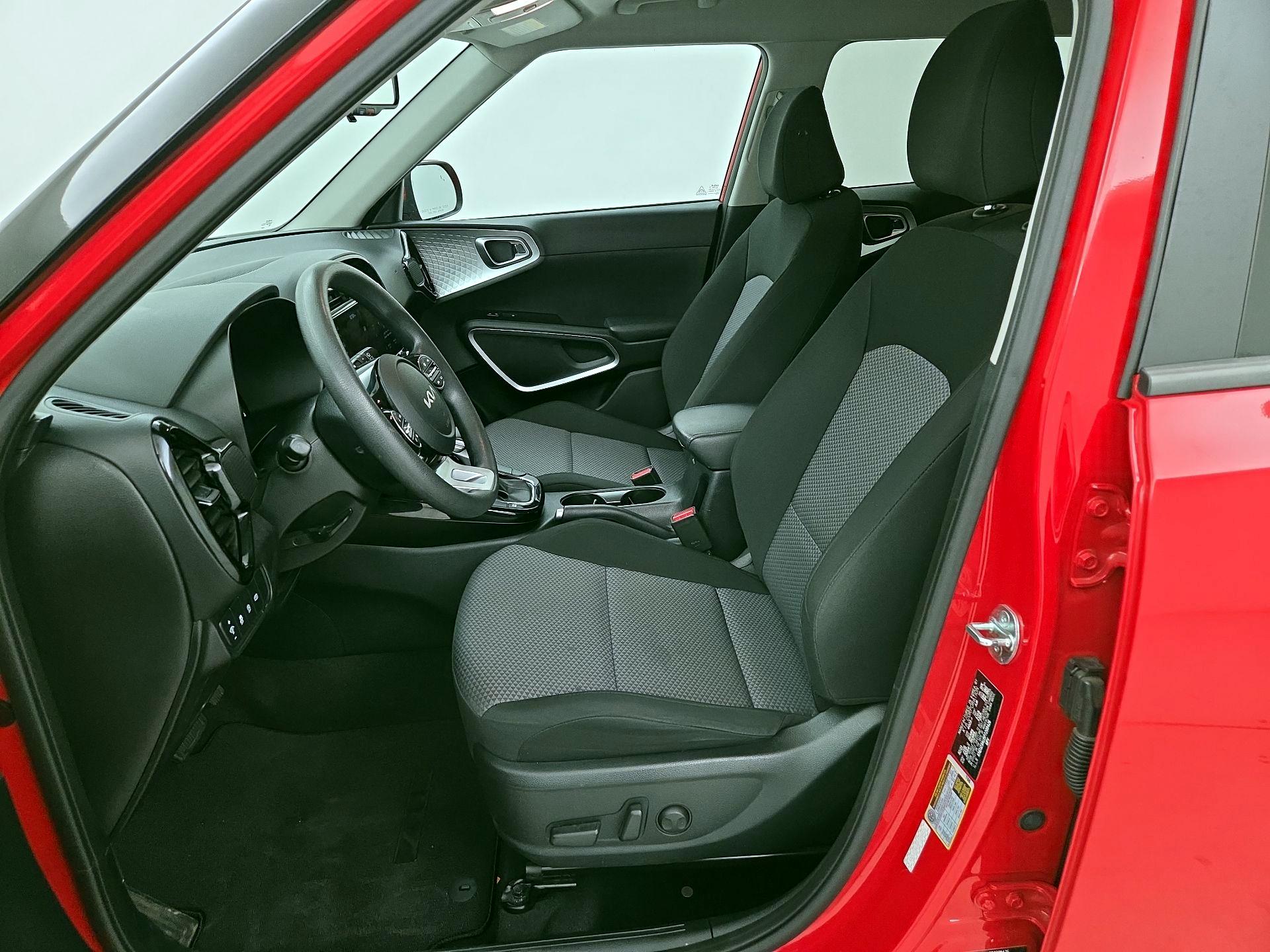 Thumbnail: 2023 Kia Soul - 11