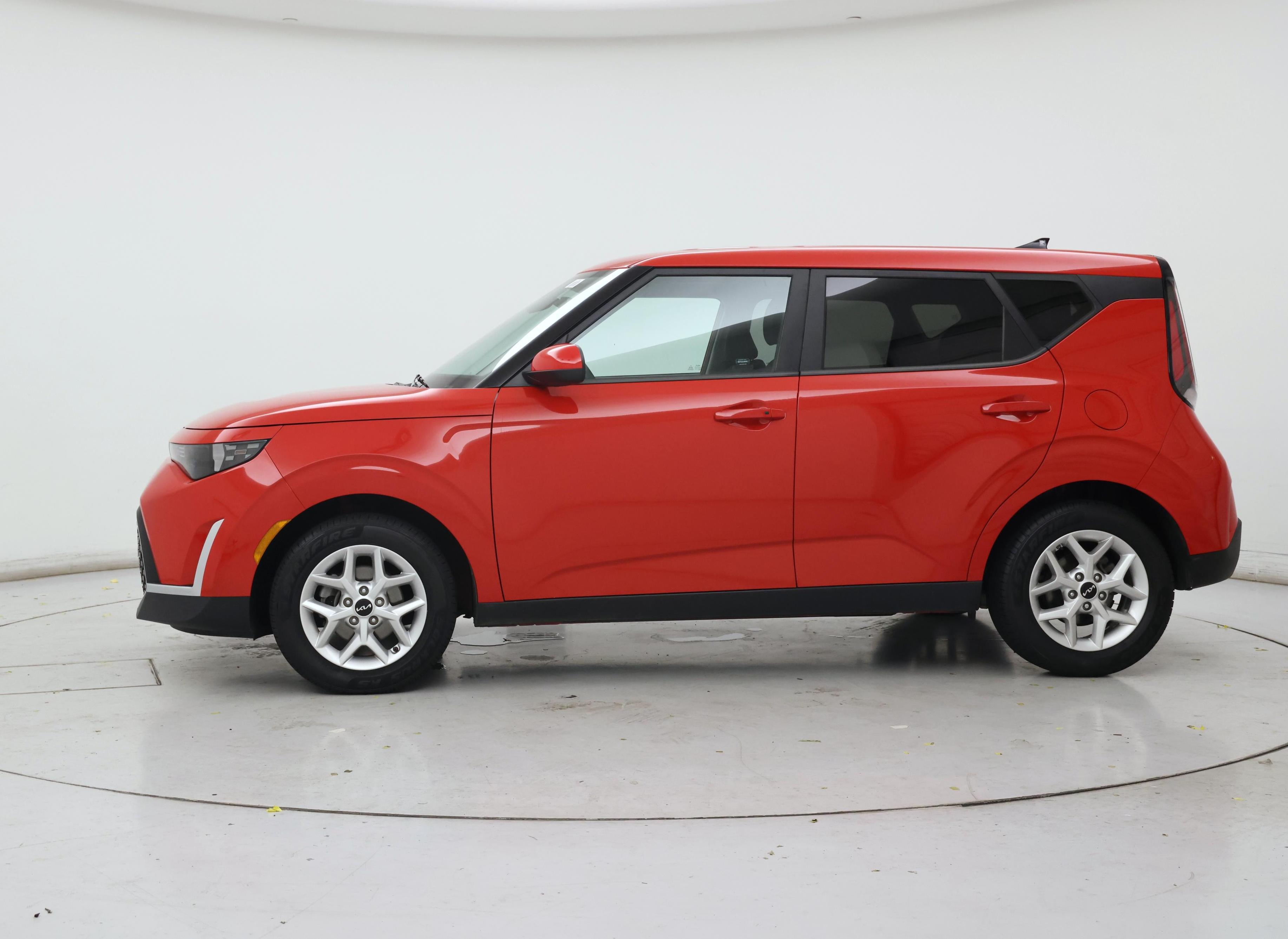 Thumbnail: 2023 Kia Soul - 3