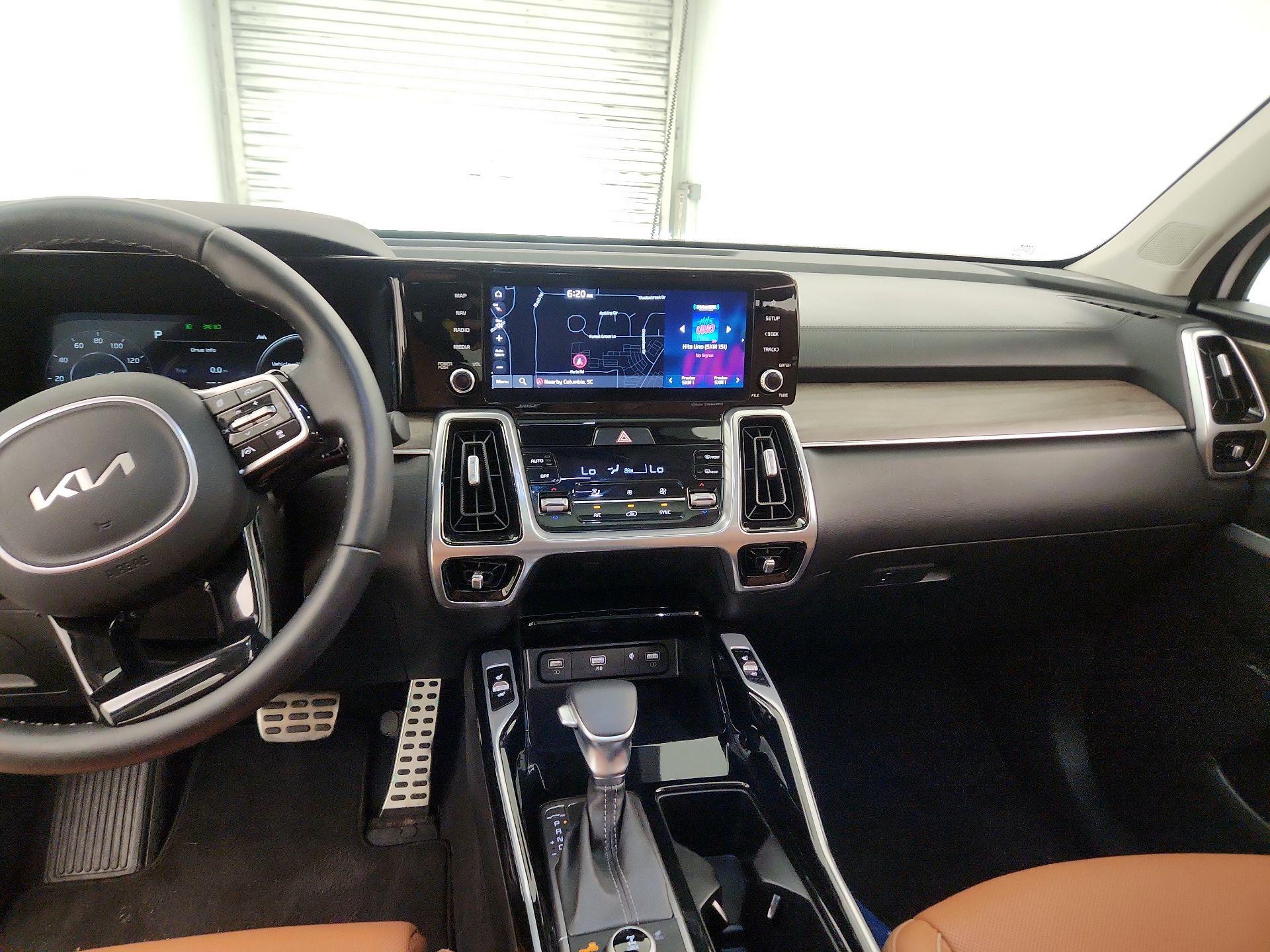 Thumbnail: 2023 Kia Sorento - 9