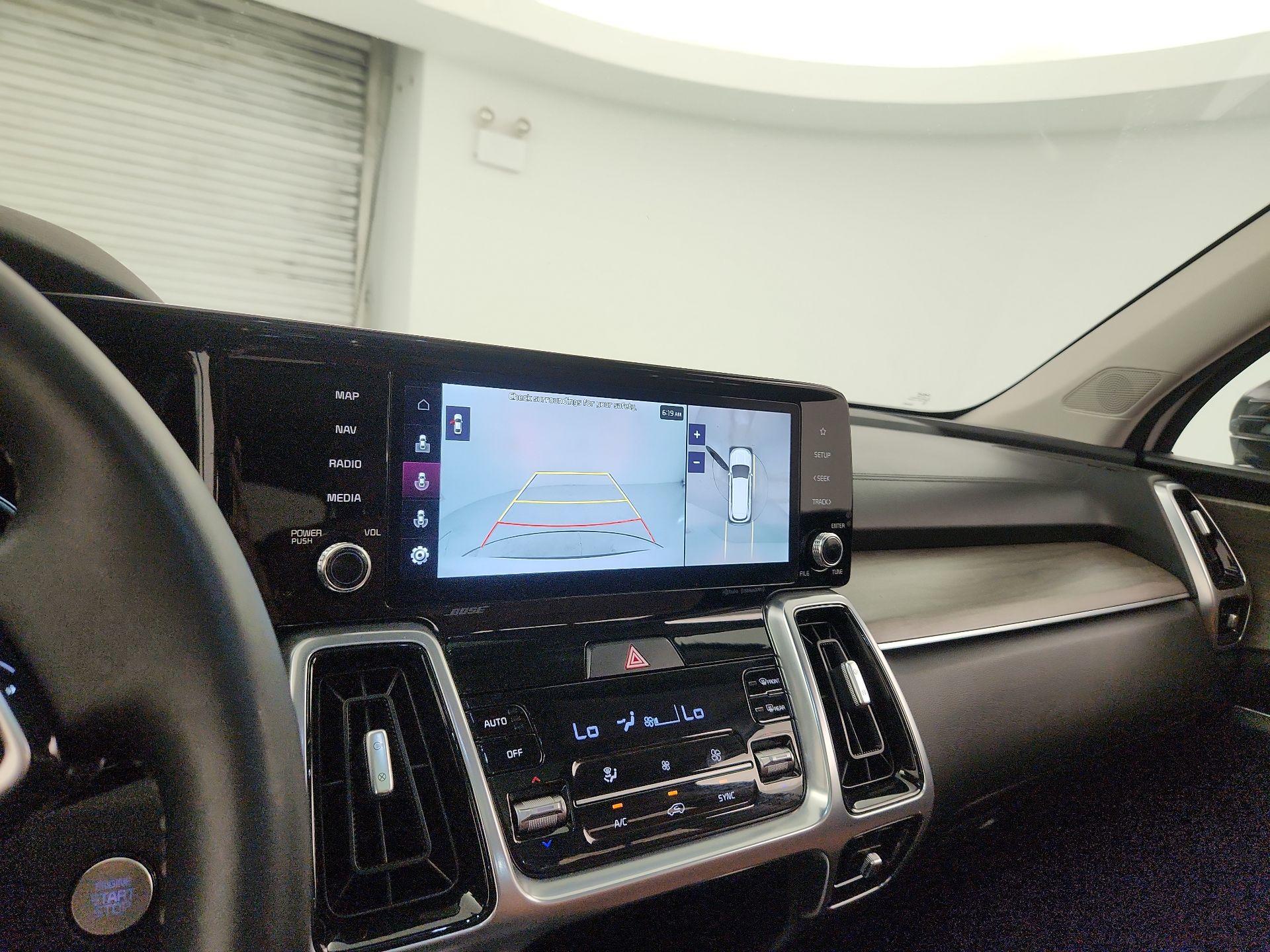 Thumbnail: 2023 Kia Sorento - 15