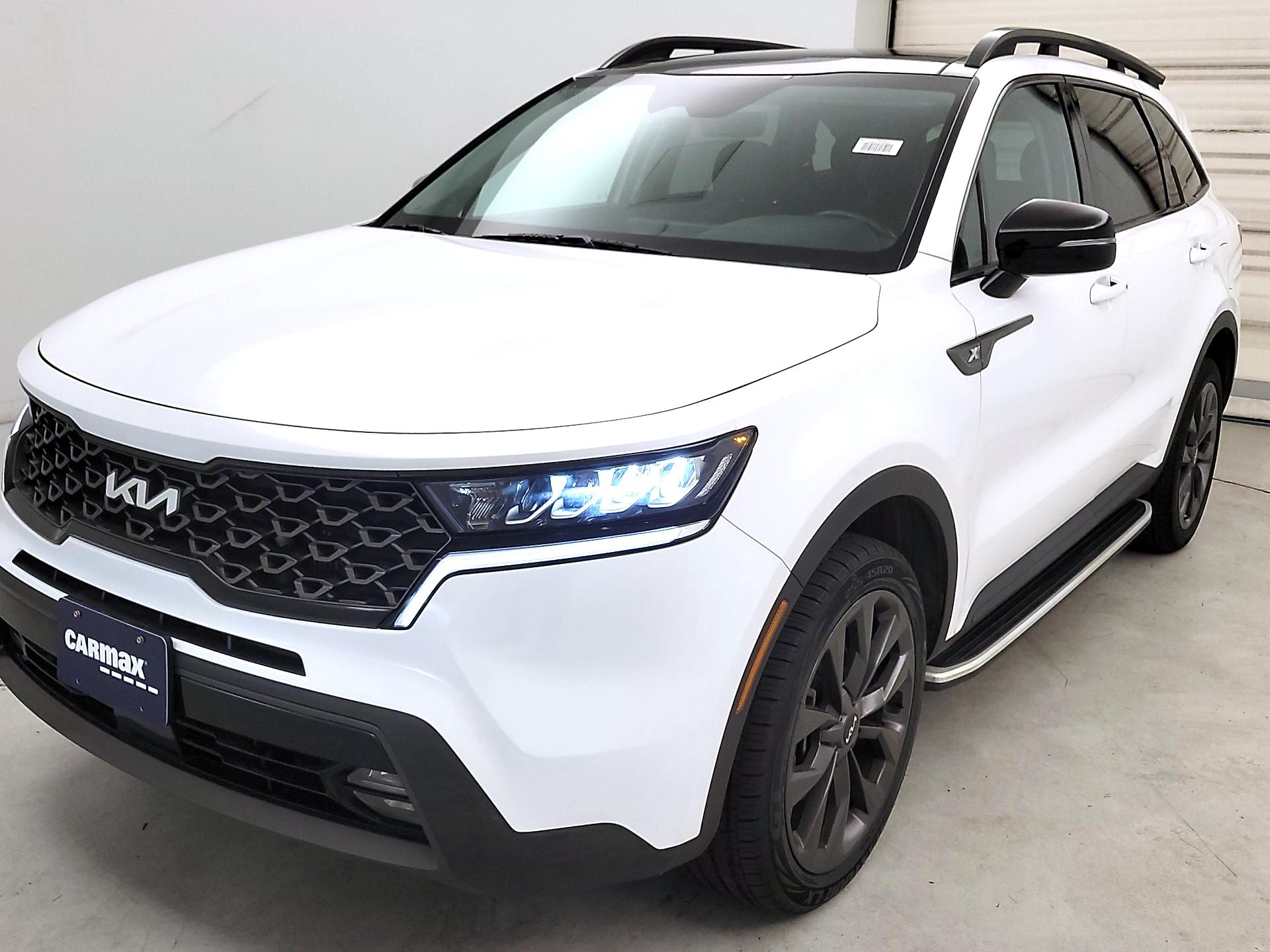 Thumbnail: 2023 Kia Sorento - 3