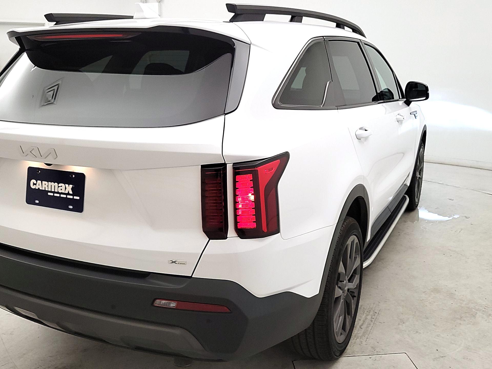 Thumbnail: 2023 Kia Sorento - 5