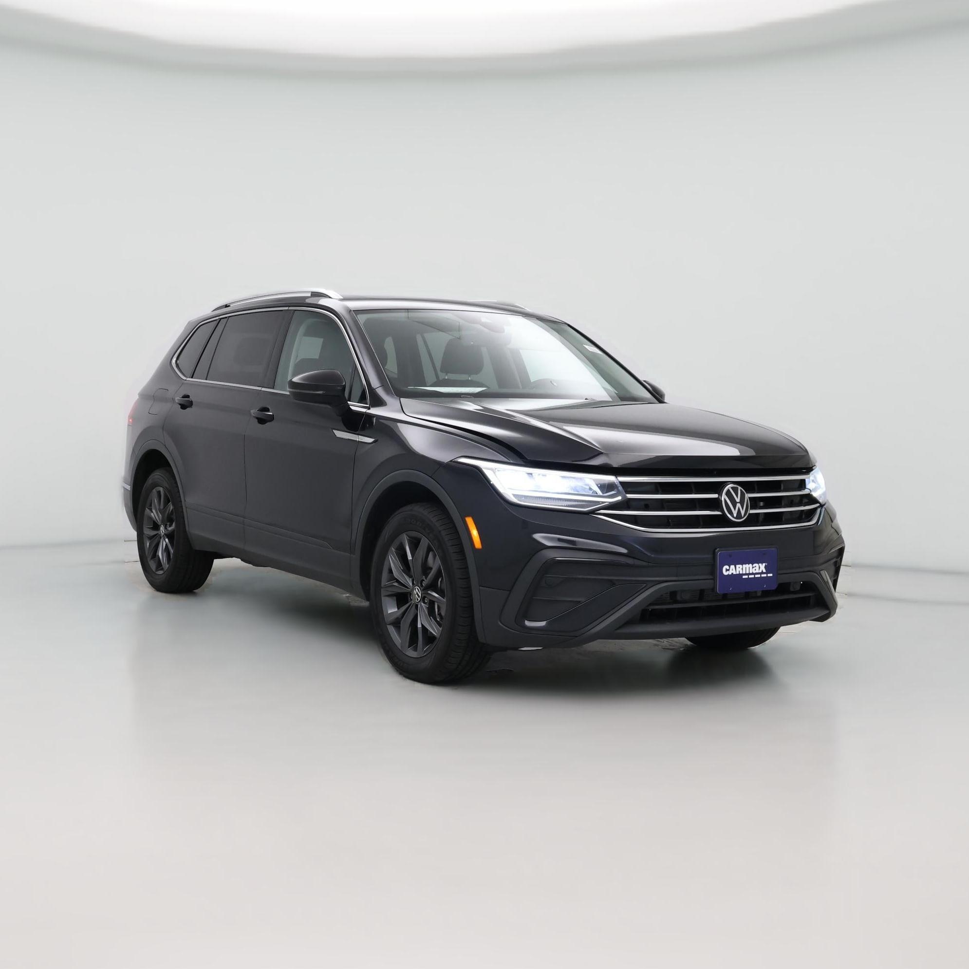 Thumbnail: 2022 Volkswagen Tiguan - 1