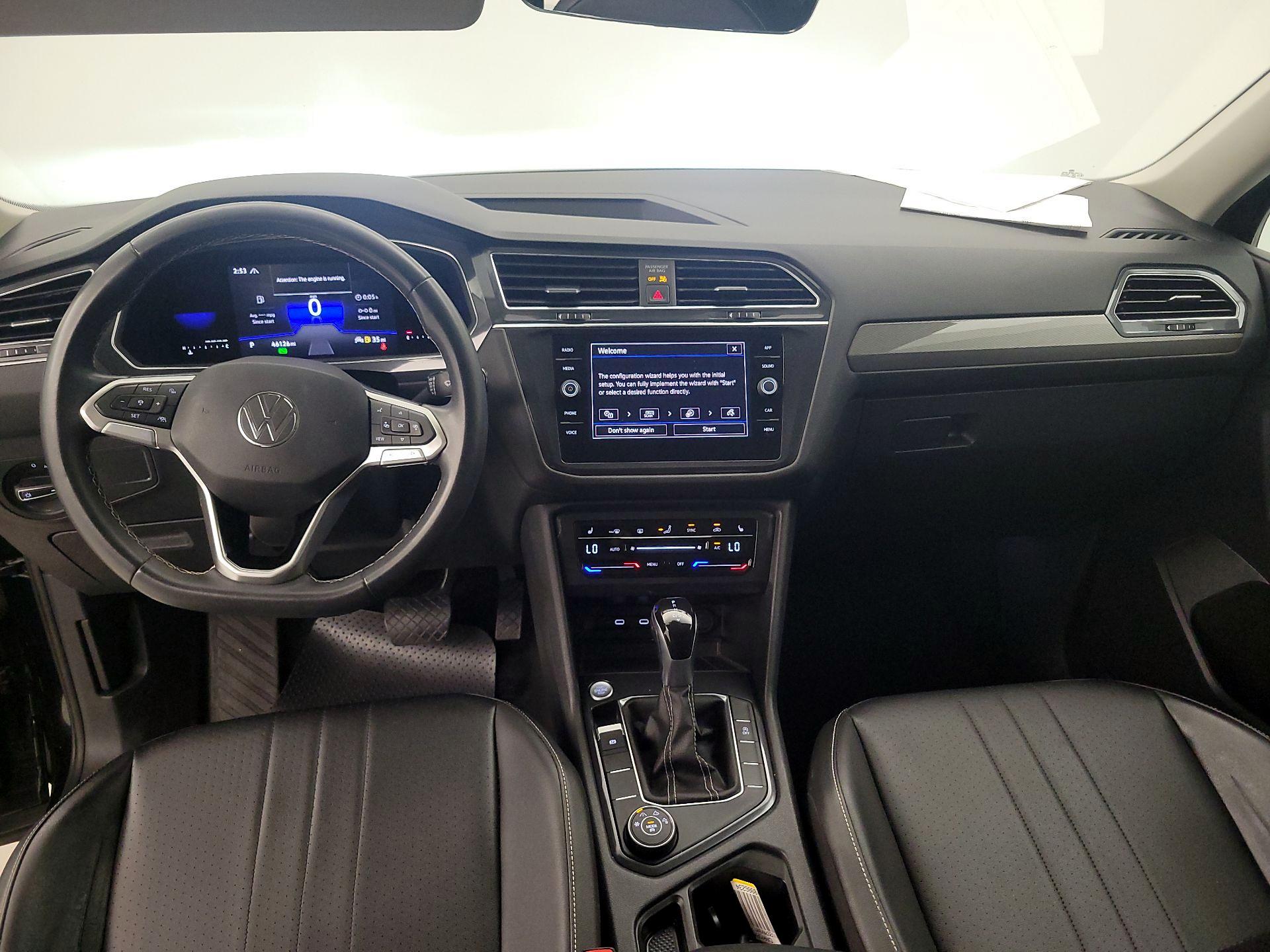 Thumbnail: 2022 Volkswagen Tiguan - 9