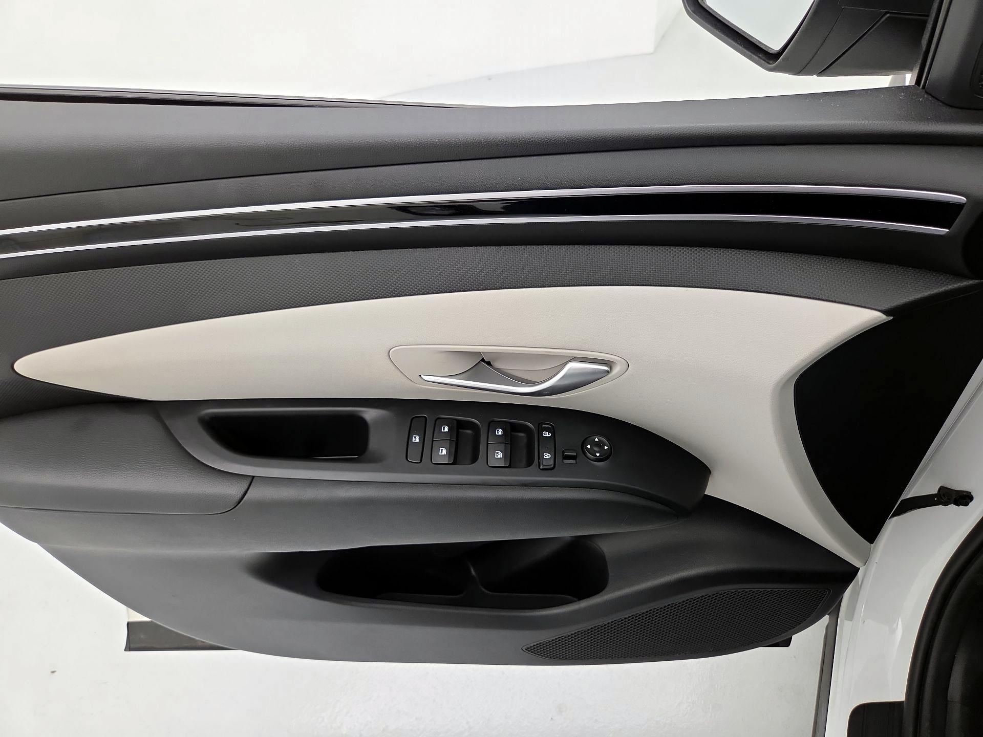 Thumbnail: 2023 Hyundai Tucson - 12