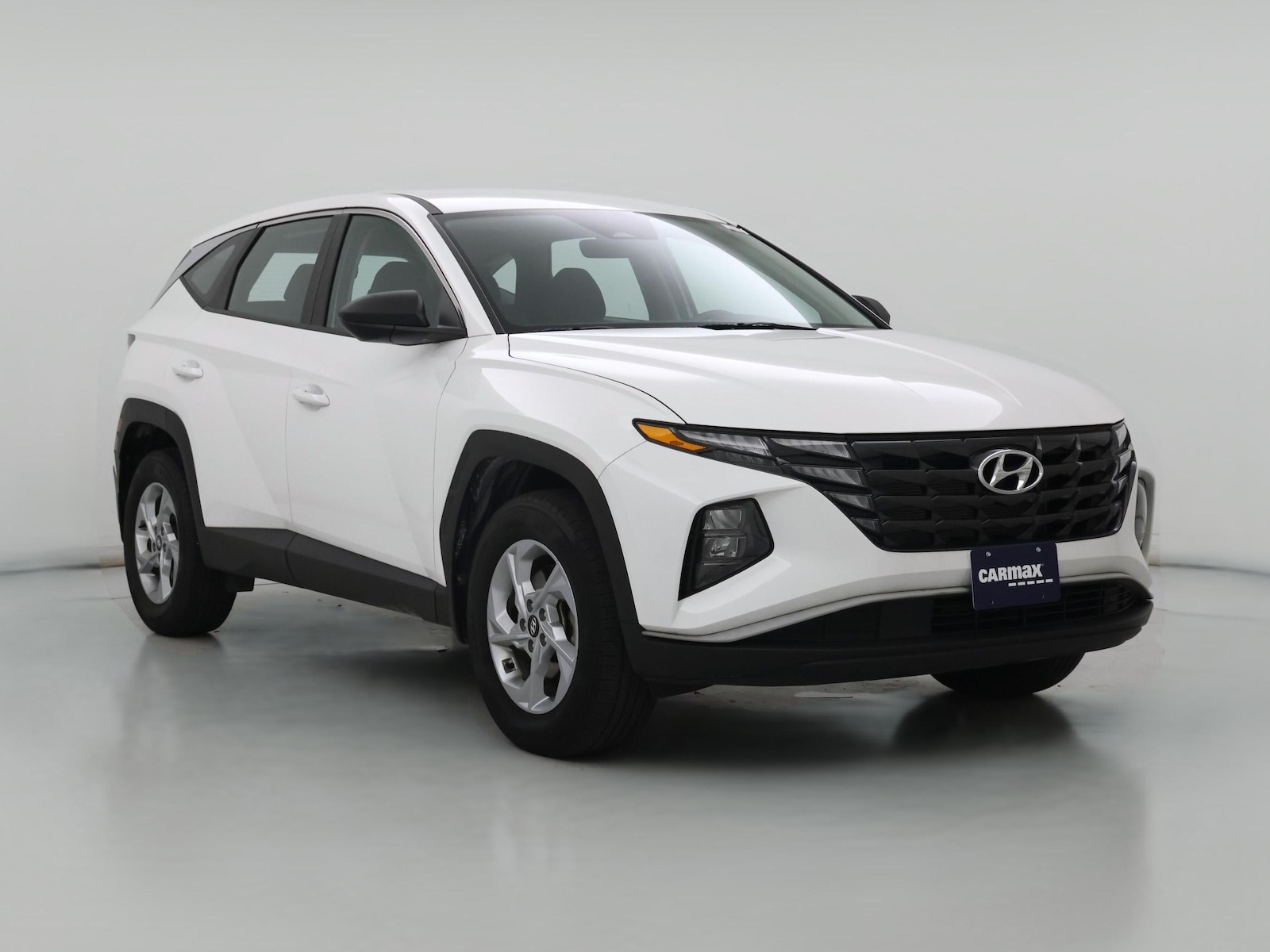 2023 Hyundai Tucson SE - Photo 1