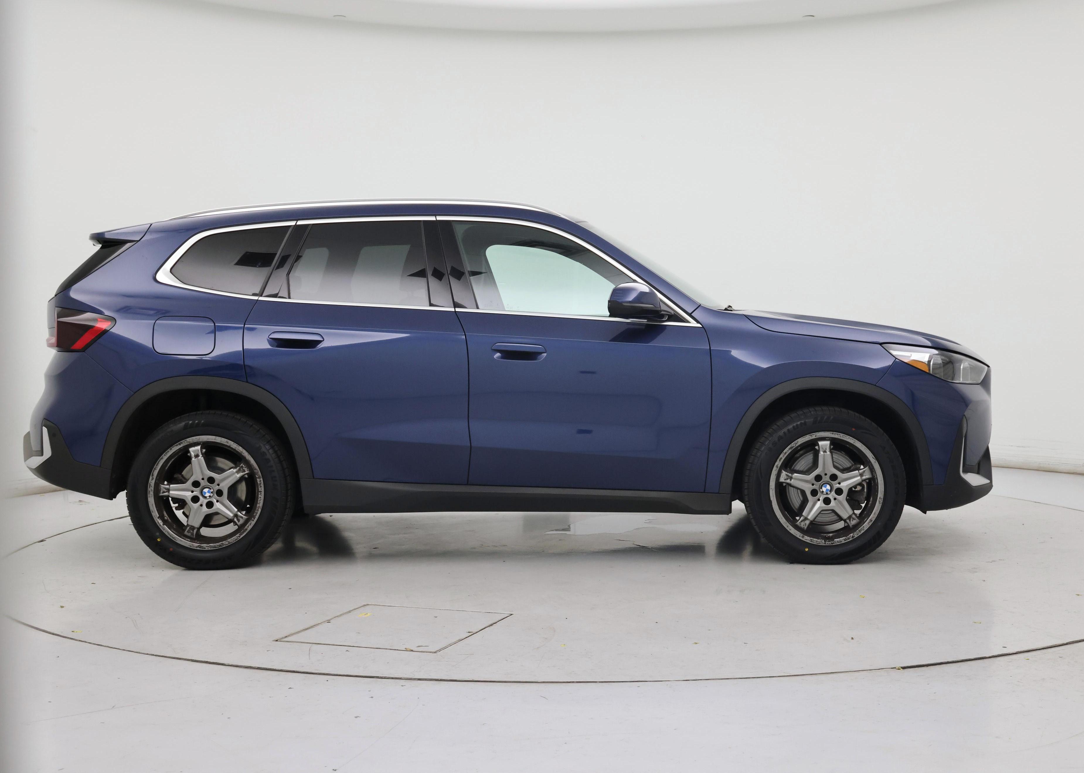 Thumbnail: 2023 BMW X1 - 7