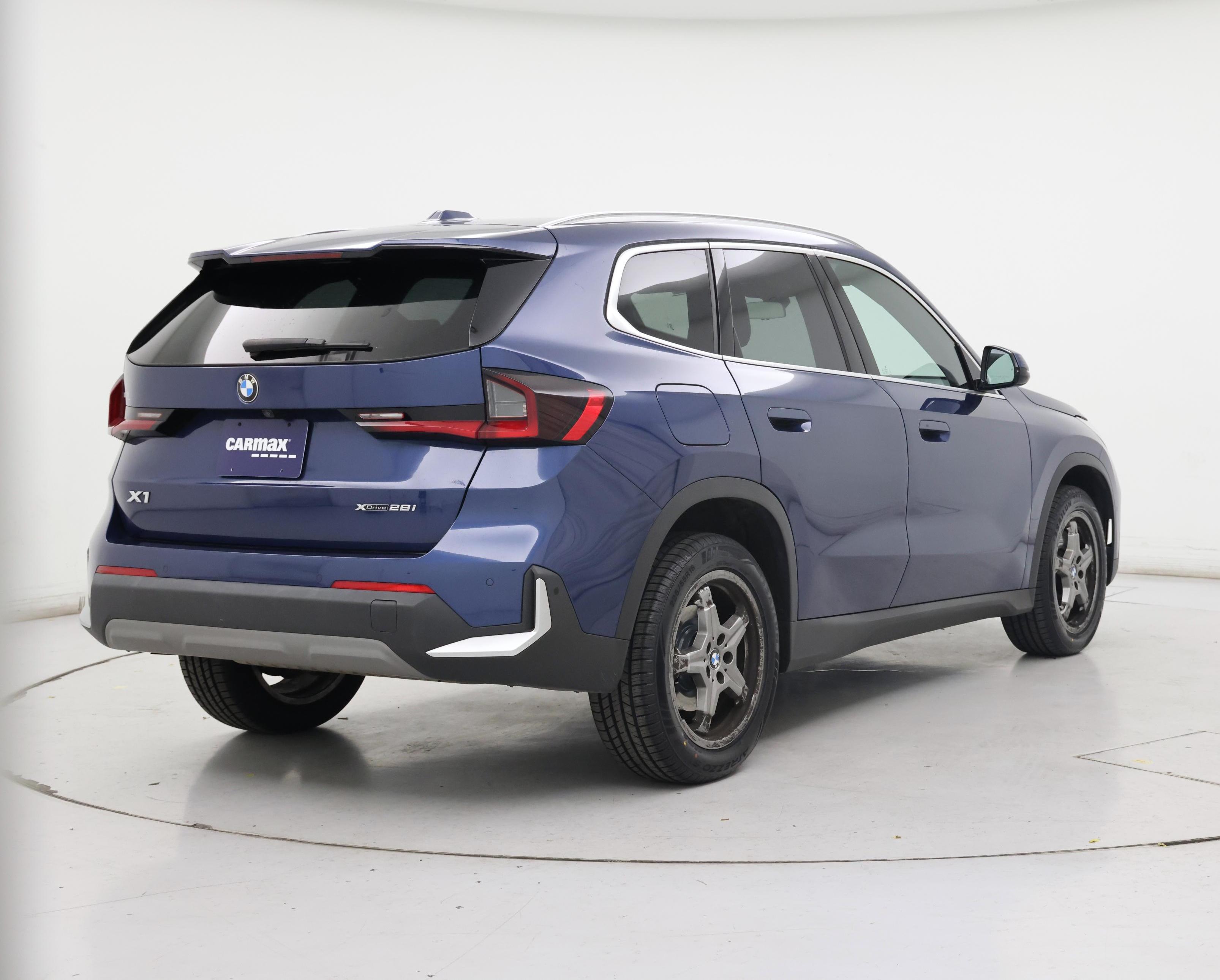 Thumbnail: 2023 BMW X1 - 8