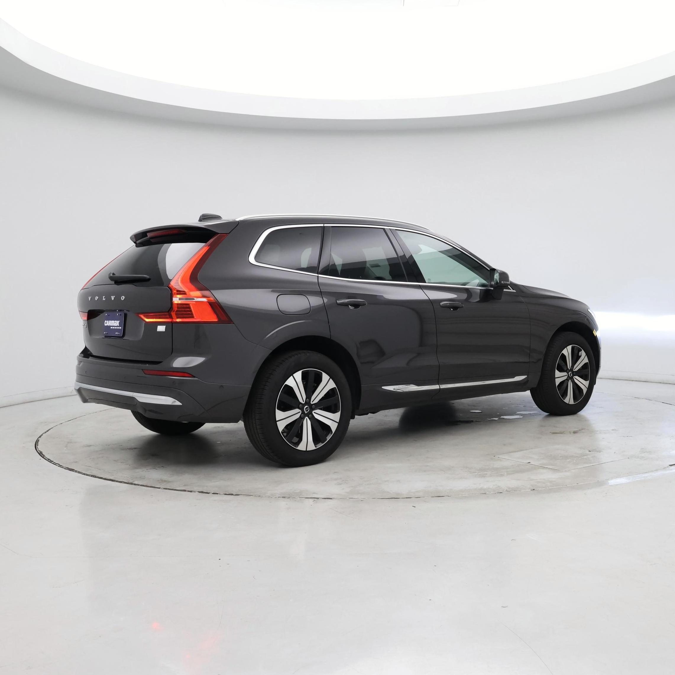 Thumbnail: 2023 Volvo XC60 - 6