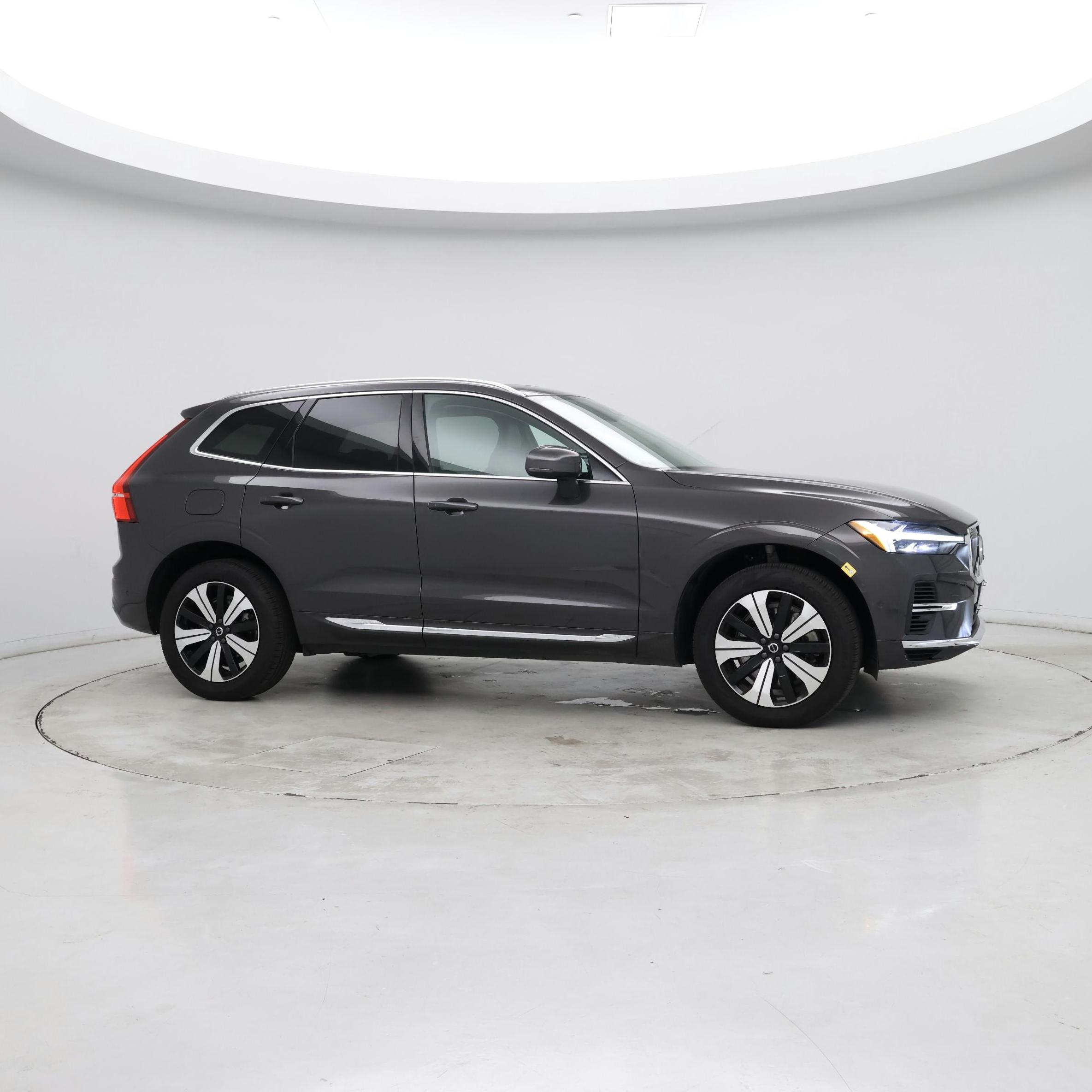 Thumbnail: 2023 Volvo XC60 - 7