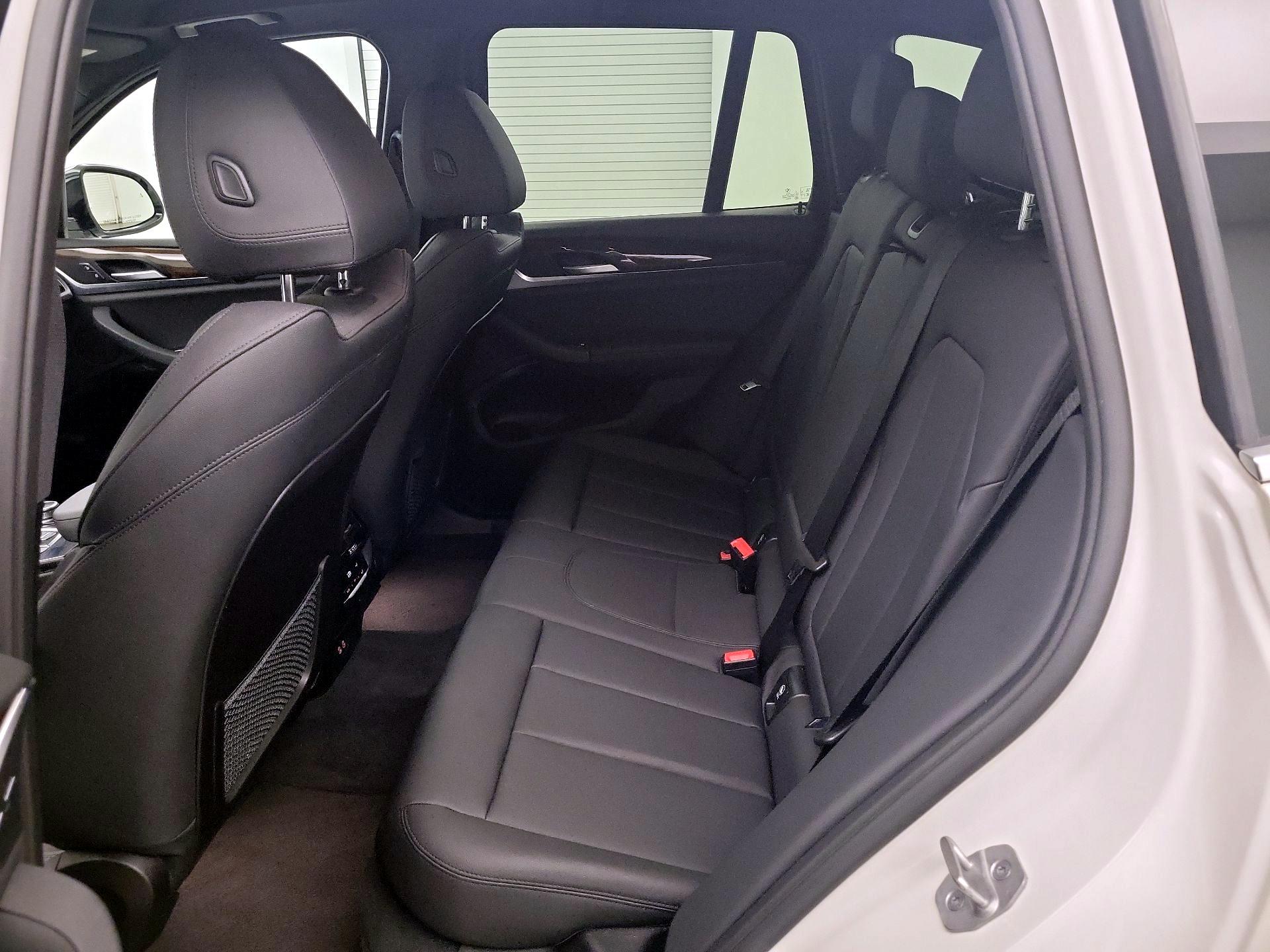 Thumbnail: 2021 BMW X3 - 18