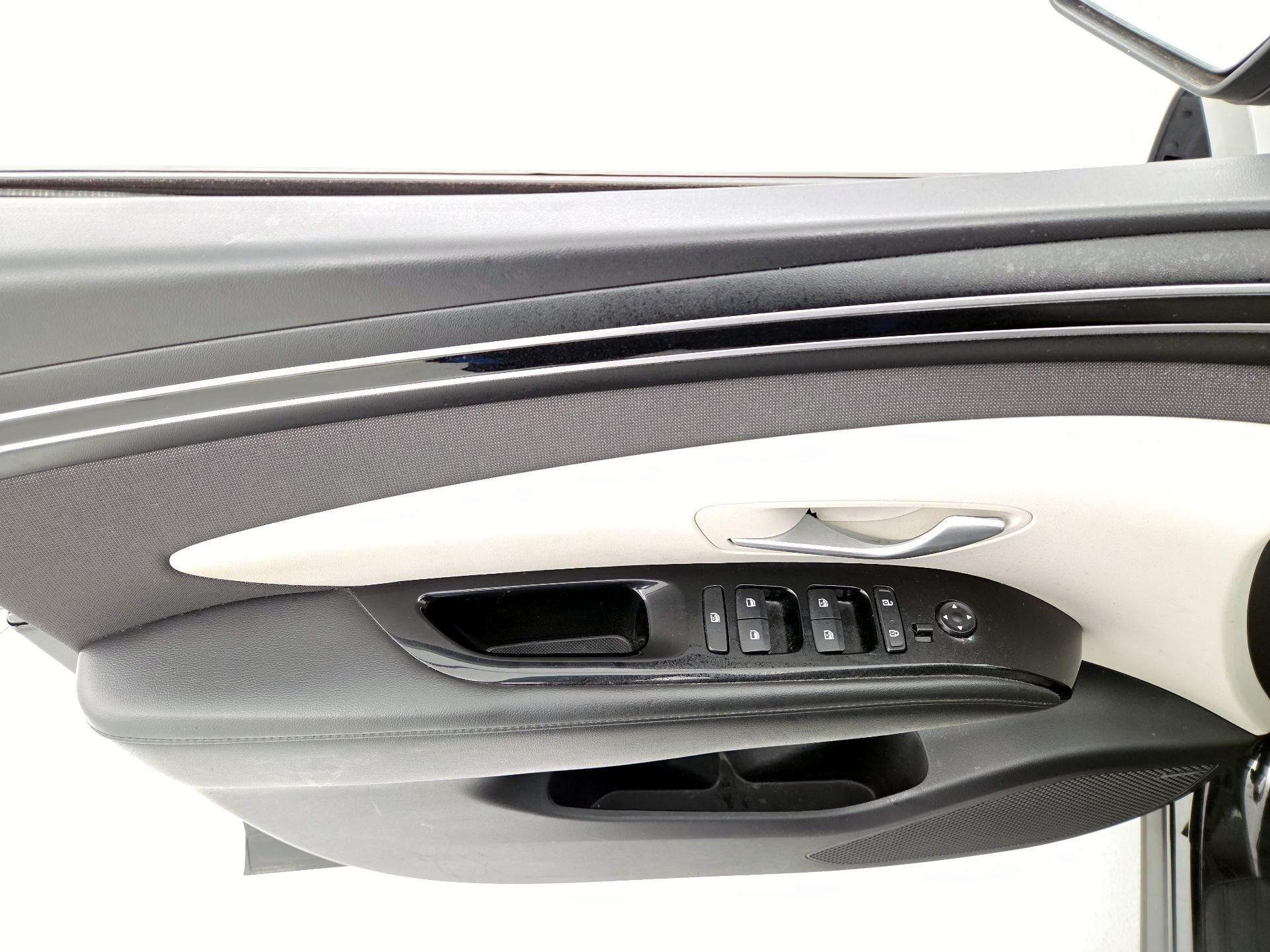 Thumbnail: 2023 Hyundai Tucson - 12