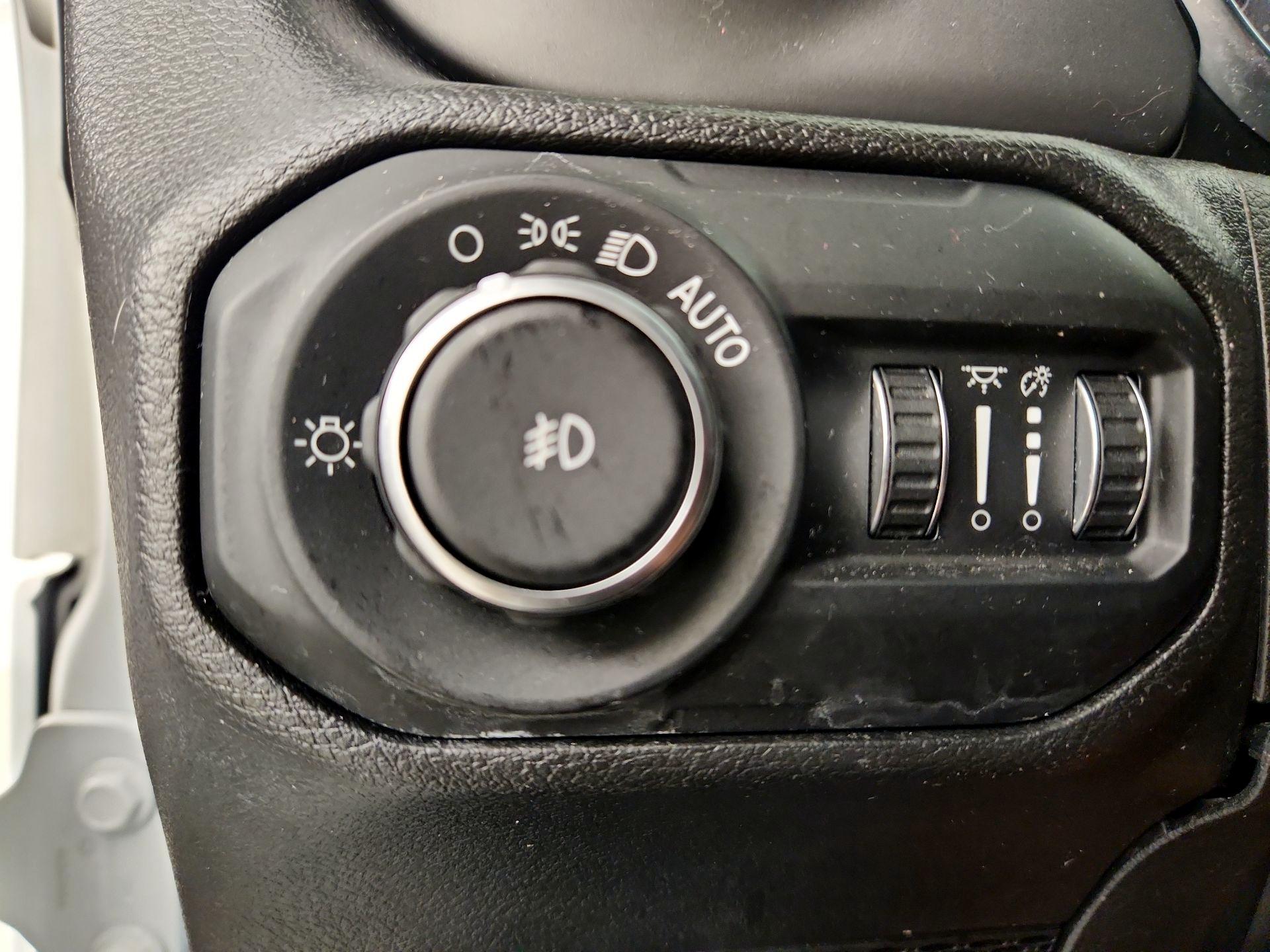 Thumbnail: 2022 Jeep Wrangler - 13