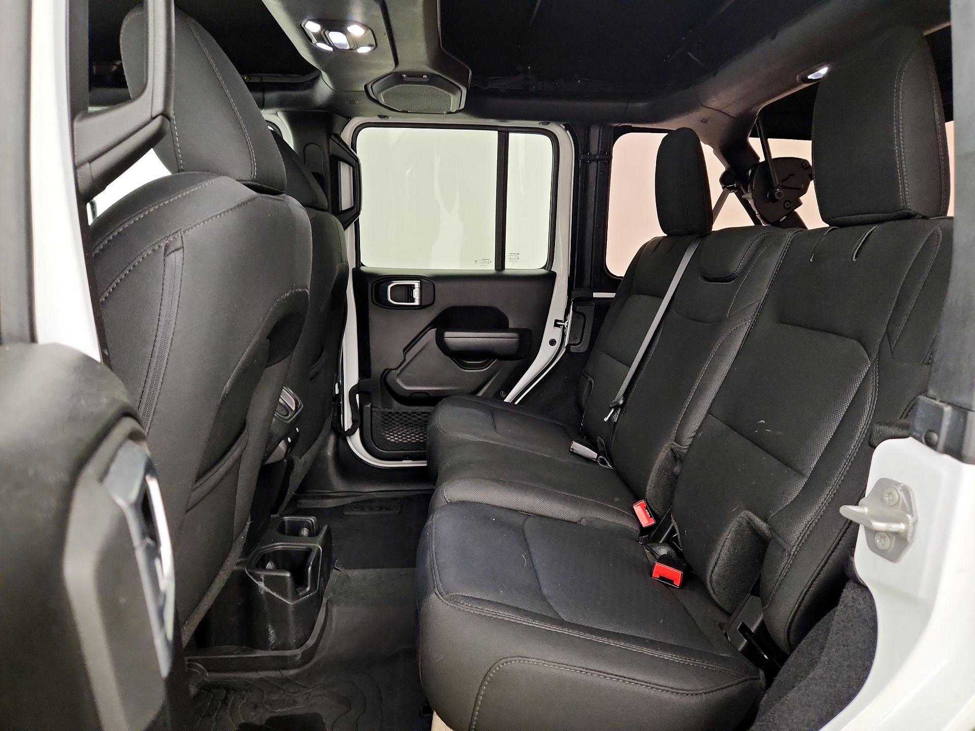 Thumbnail: 2022 Jeep Wrangler - 19