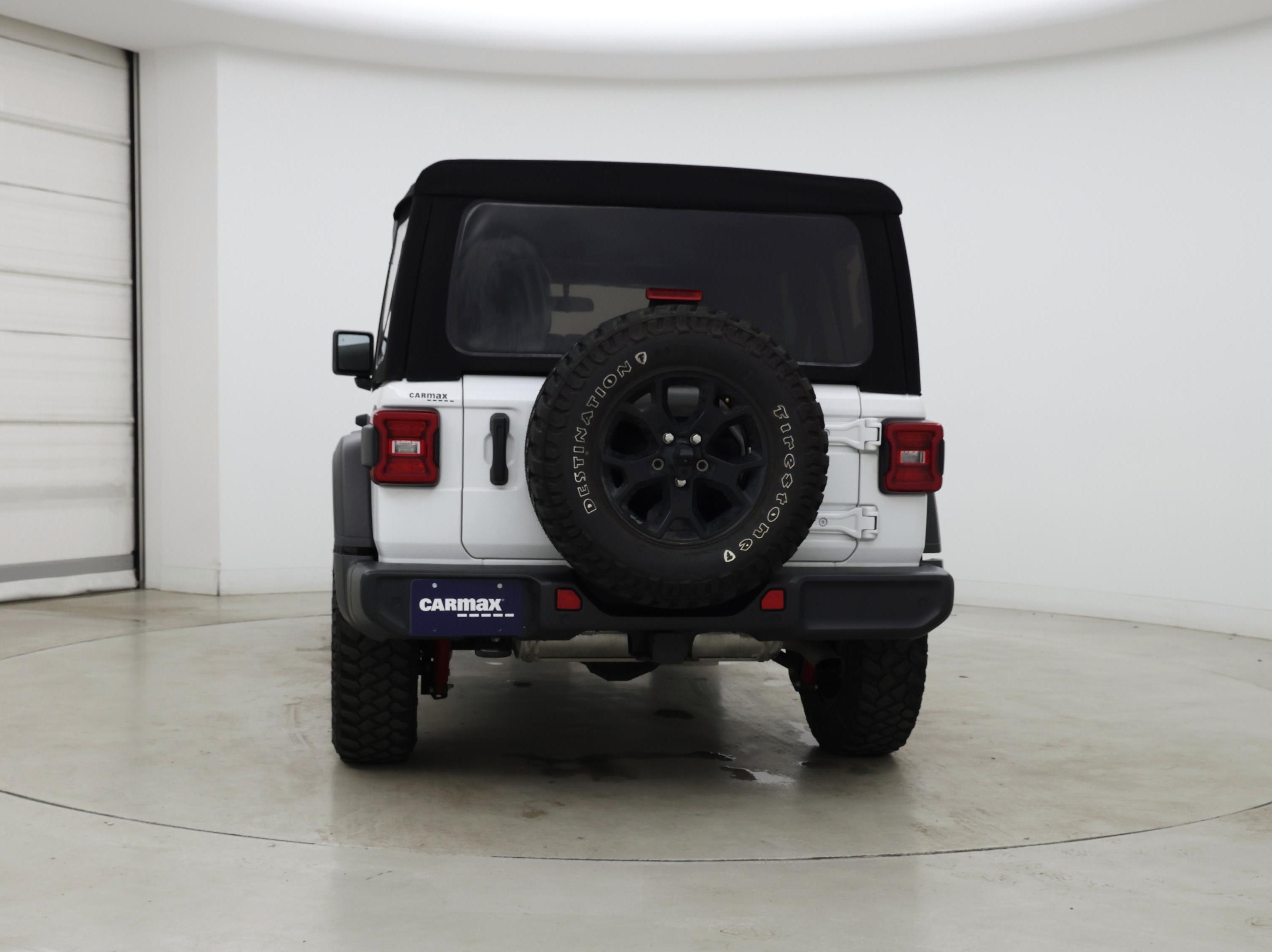 Thumbnail: 2022 Jeep Wrangler - 6