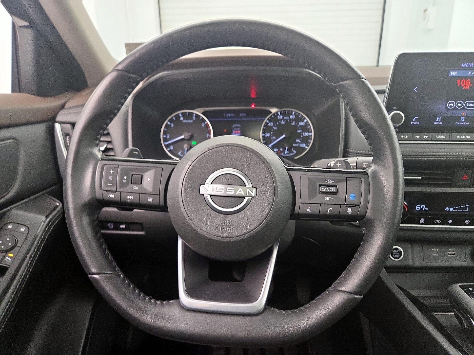 Thumbnail: 2023 Nissan Rogue - 10