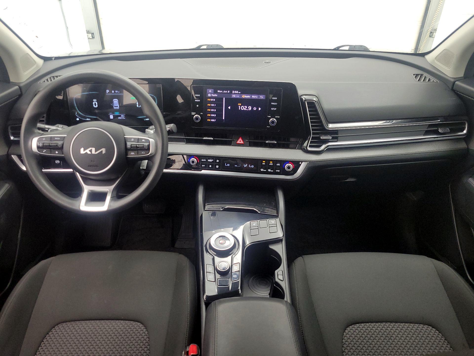Thumbnail: 2023 Kia Sportage - 9