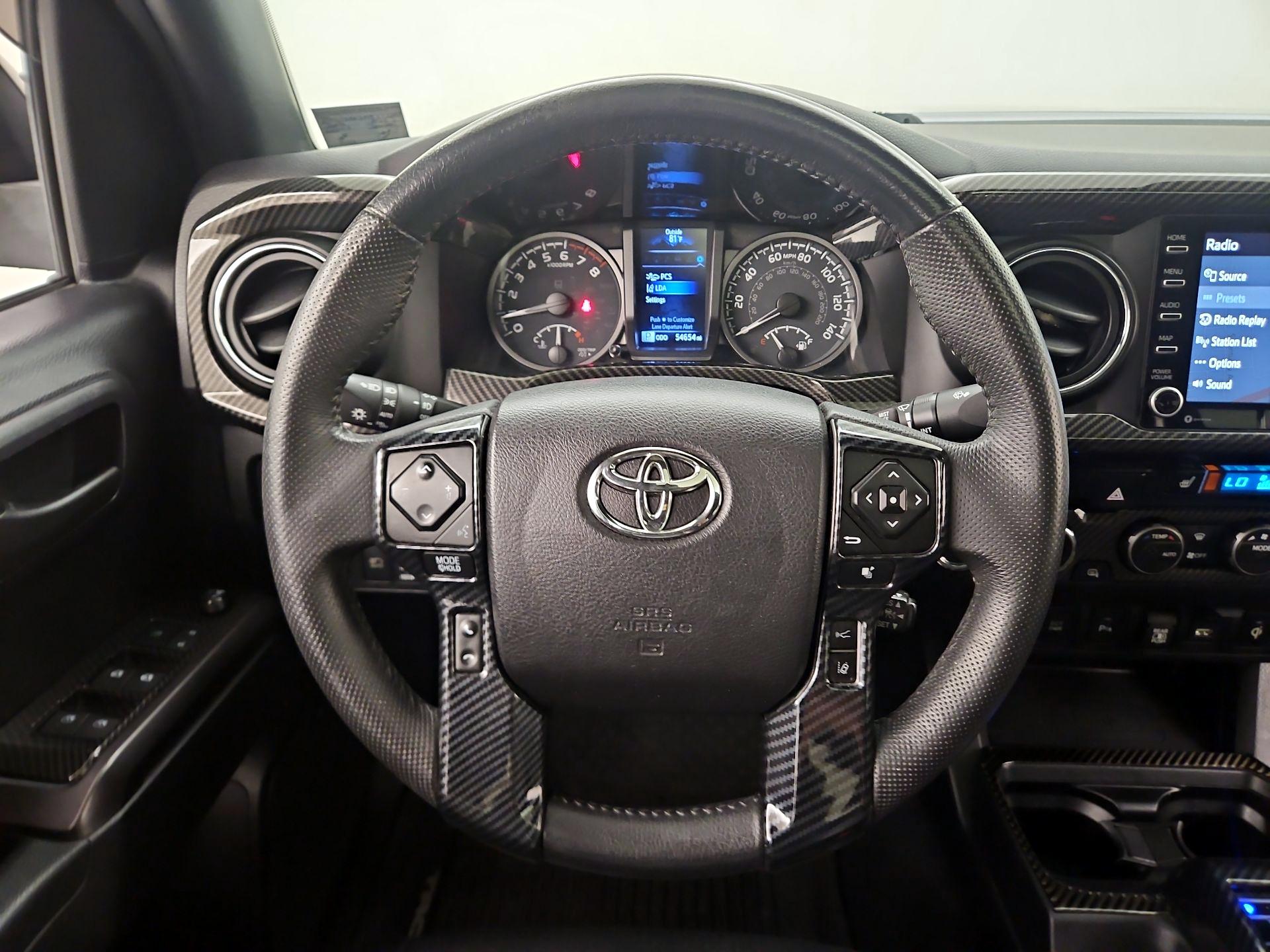 Thumbnail: 2021 Toyota Tacoma - 10