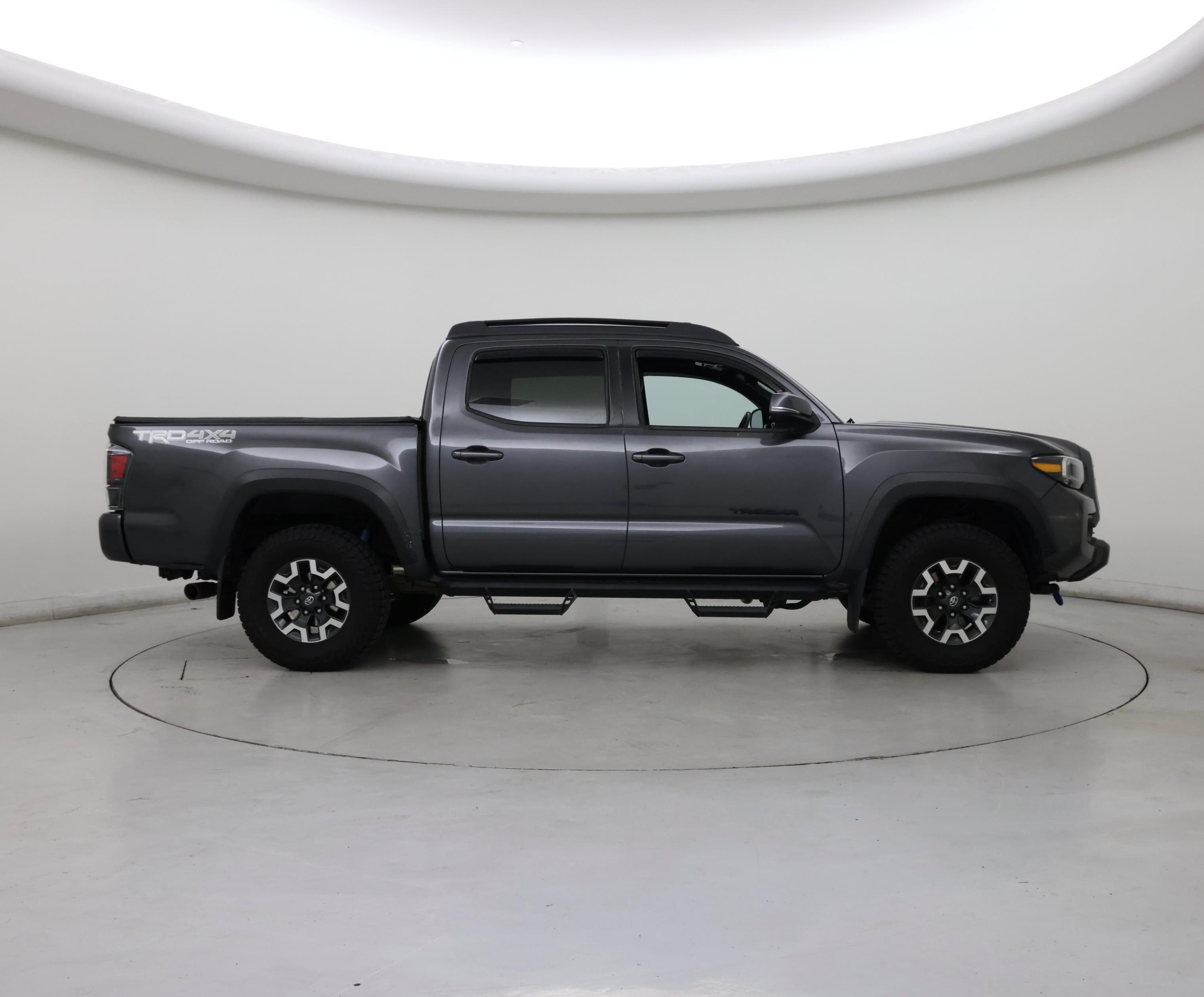 Thumbnail: 2021 Toyota Tacoma - 7
