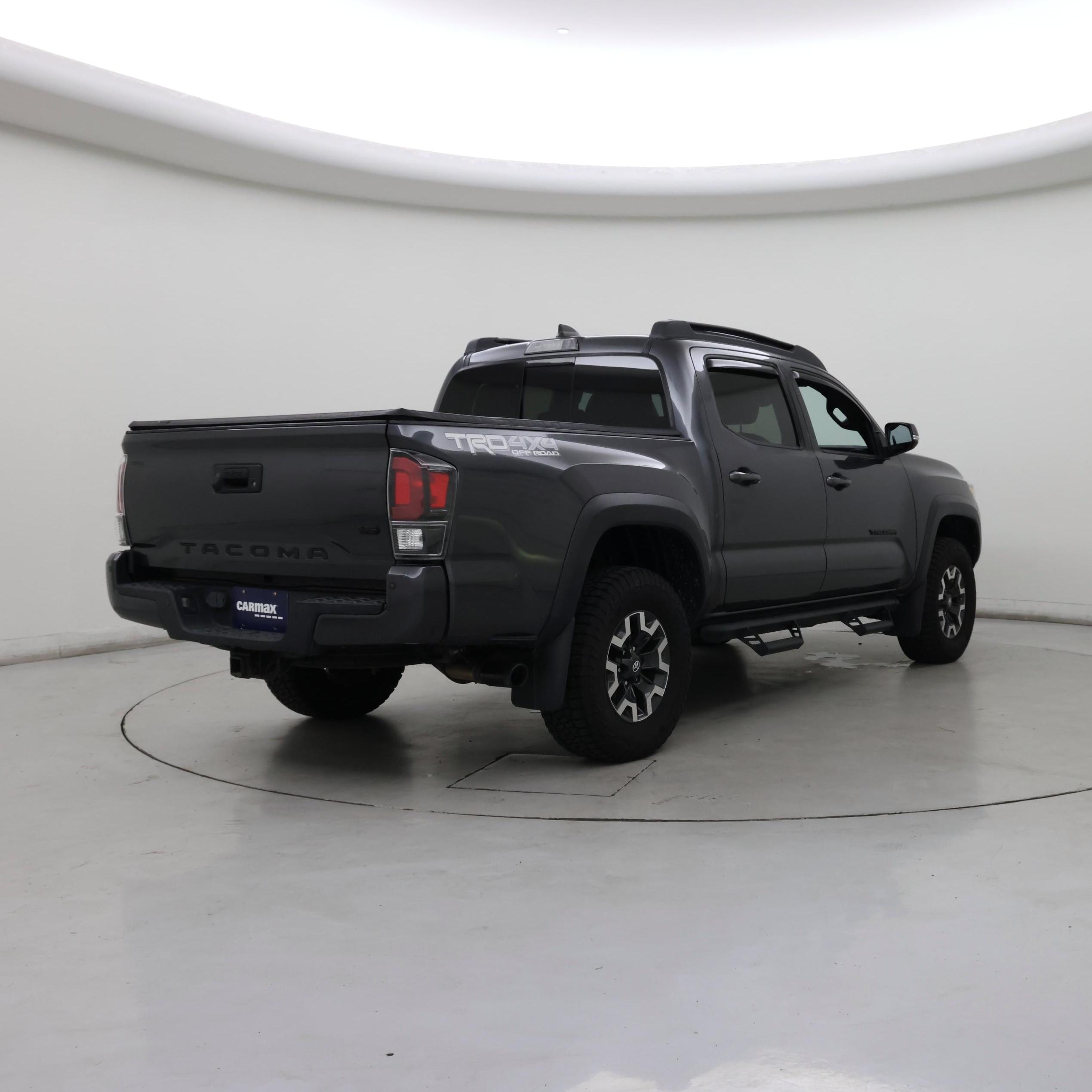 Thumbnail: 2021 Toyota Tacoma - 8