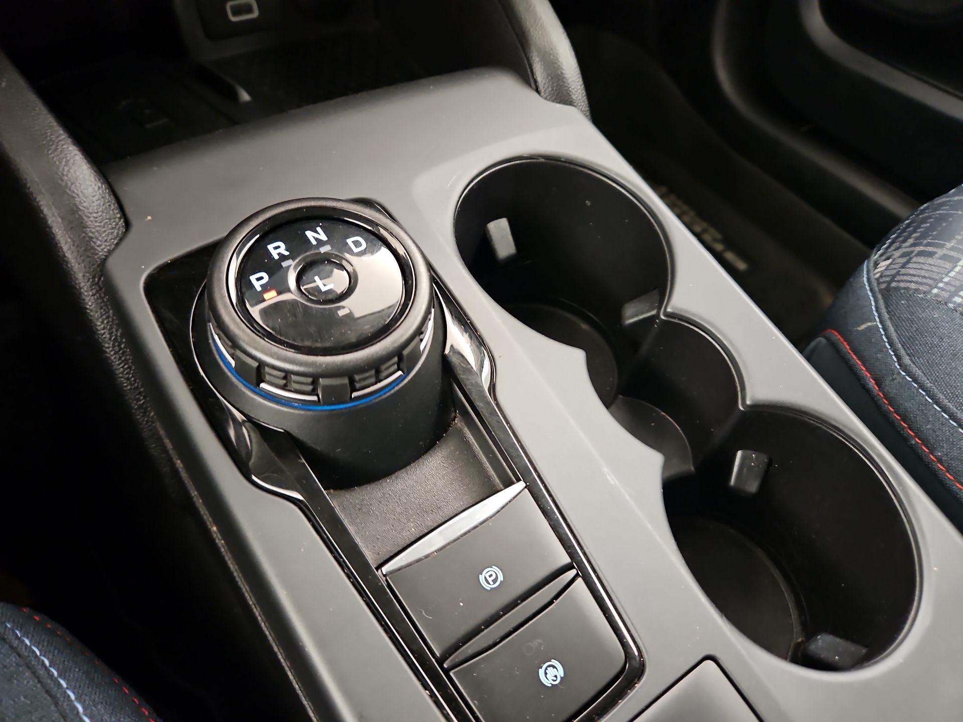 Thumbnail: 2023 Ford Bronco Sport - 17