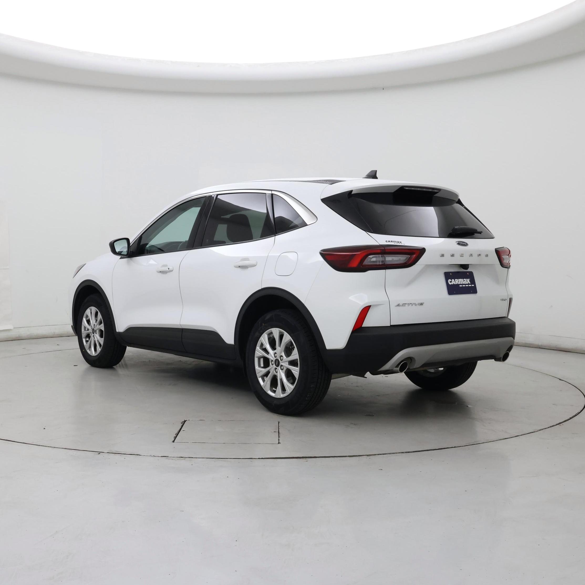 Thumbnail: 2023 Ford Escape - 2