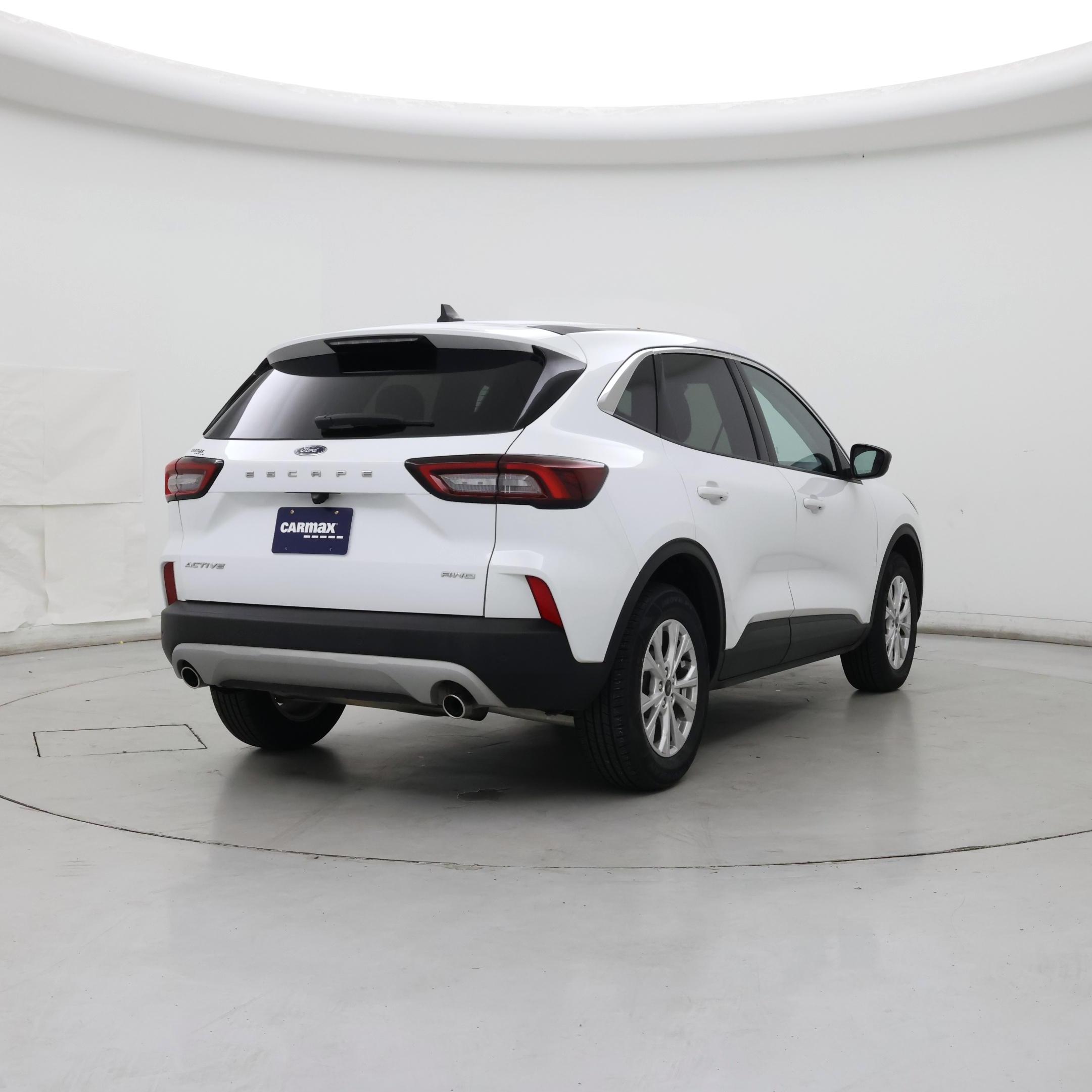 Thumbnail: 2023 Ford Escape - 8