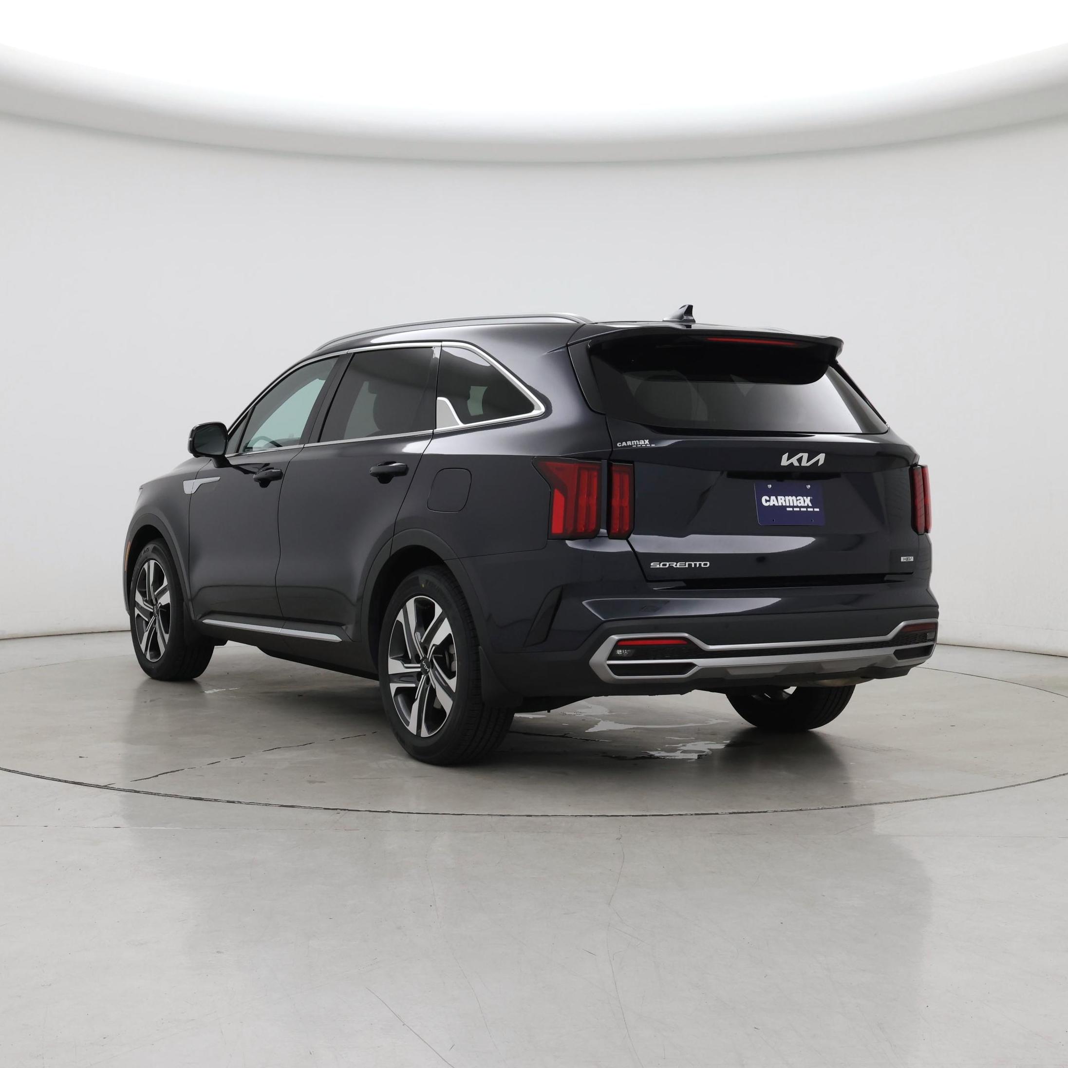 Thumbnail: 2023 Kia Sorento - 2