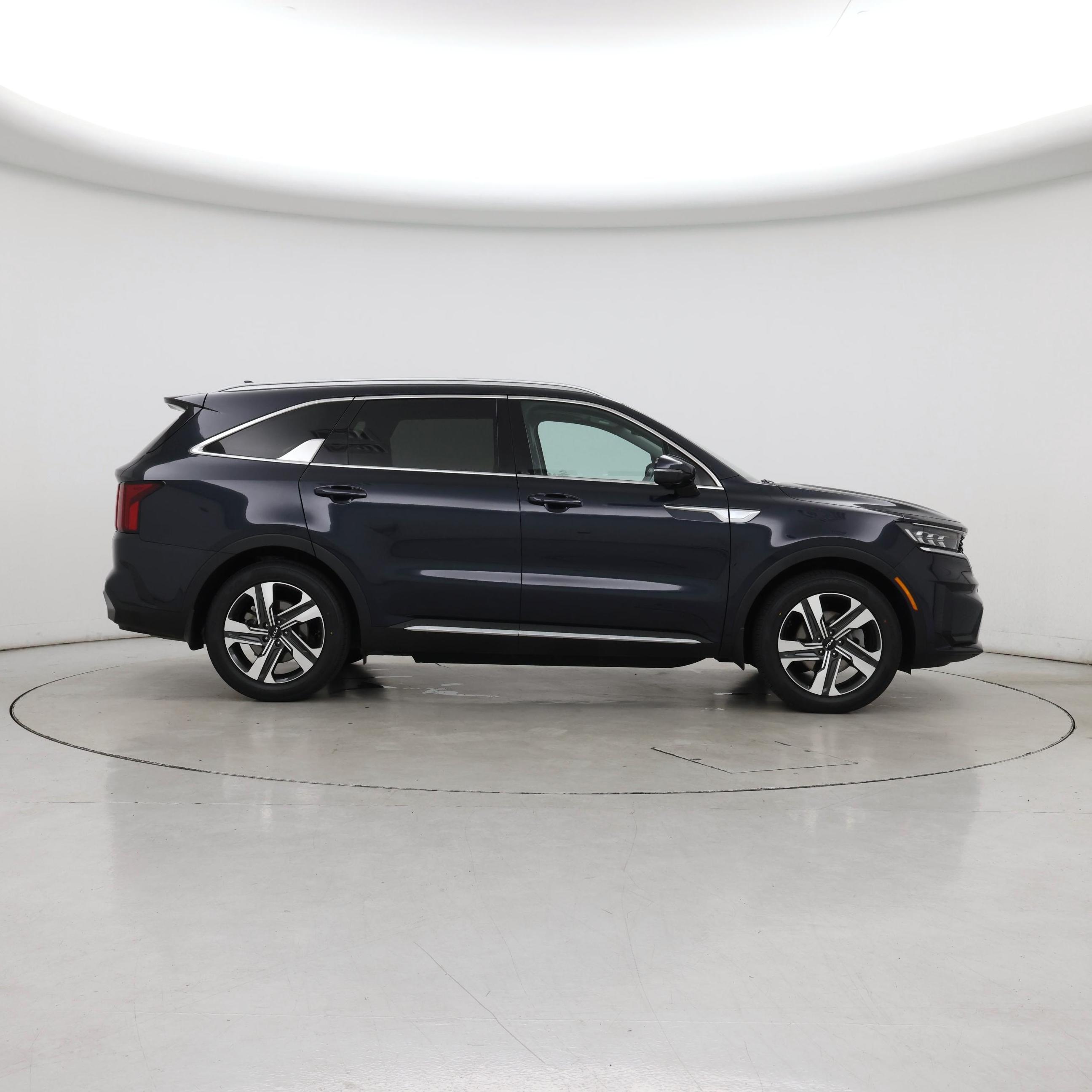 Thumbnail: 2023 Kia Sorento - 7