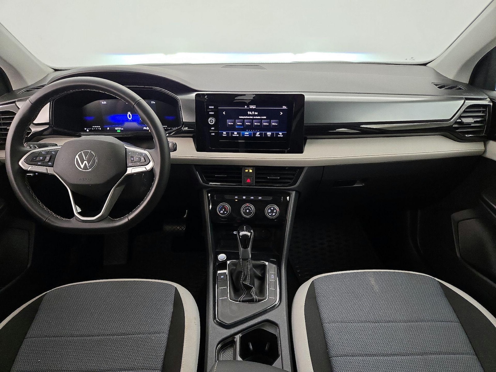 2025 Volkswagen Taos S - Photo 10