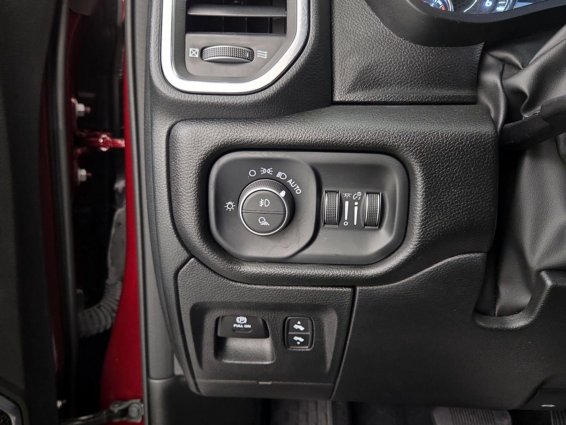 Thumbnail: 2025 RAM 1500 - 13