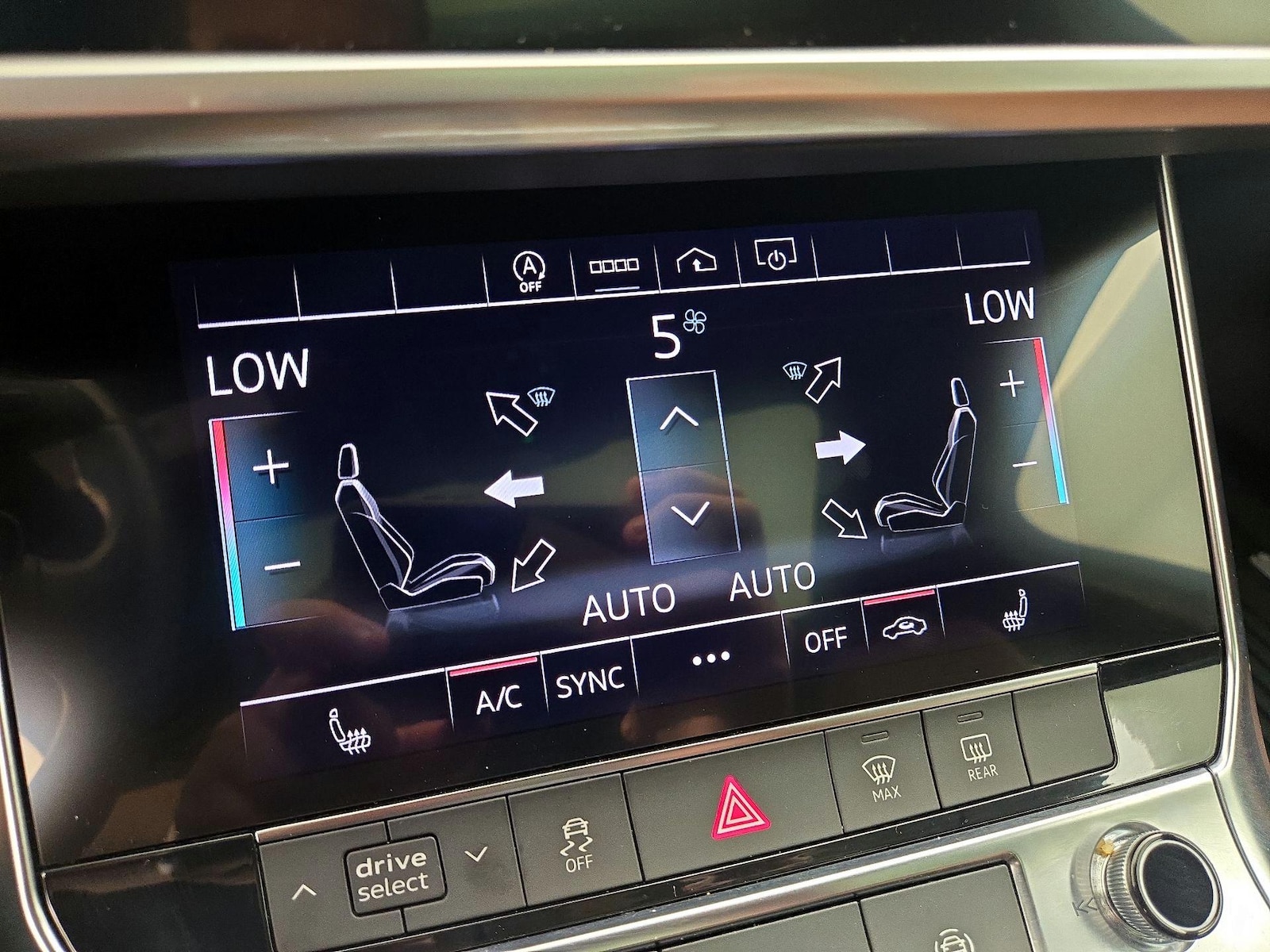 2023 Audi A6 Premium - Photo 18