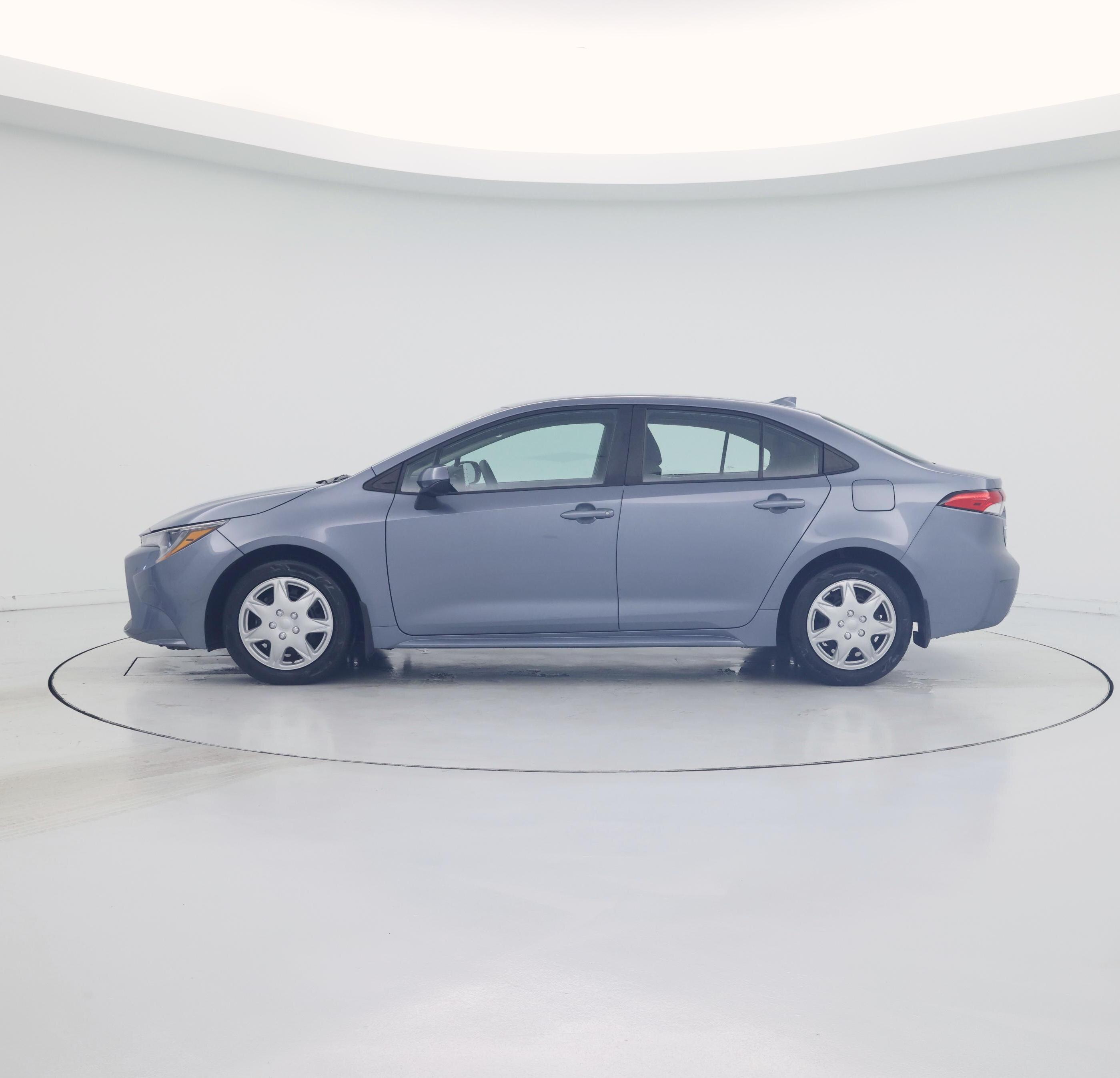 Thumbnail: 2022 Toyota Corolla - 3
