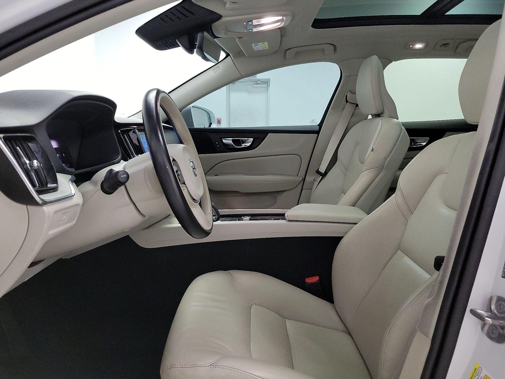 Thumbnail: 2025 Volvo S60 - 11