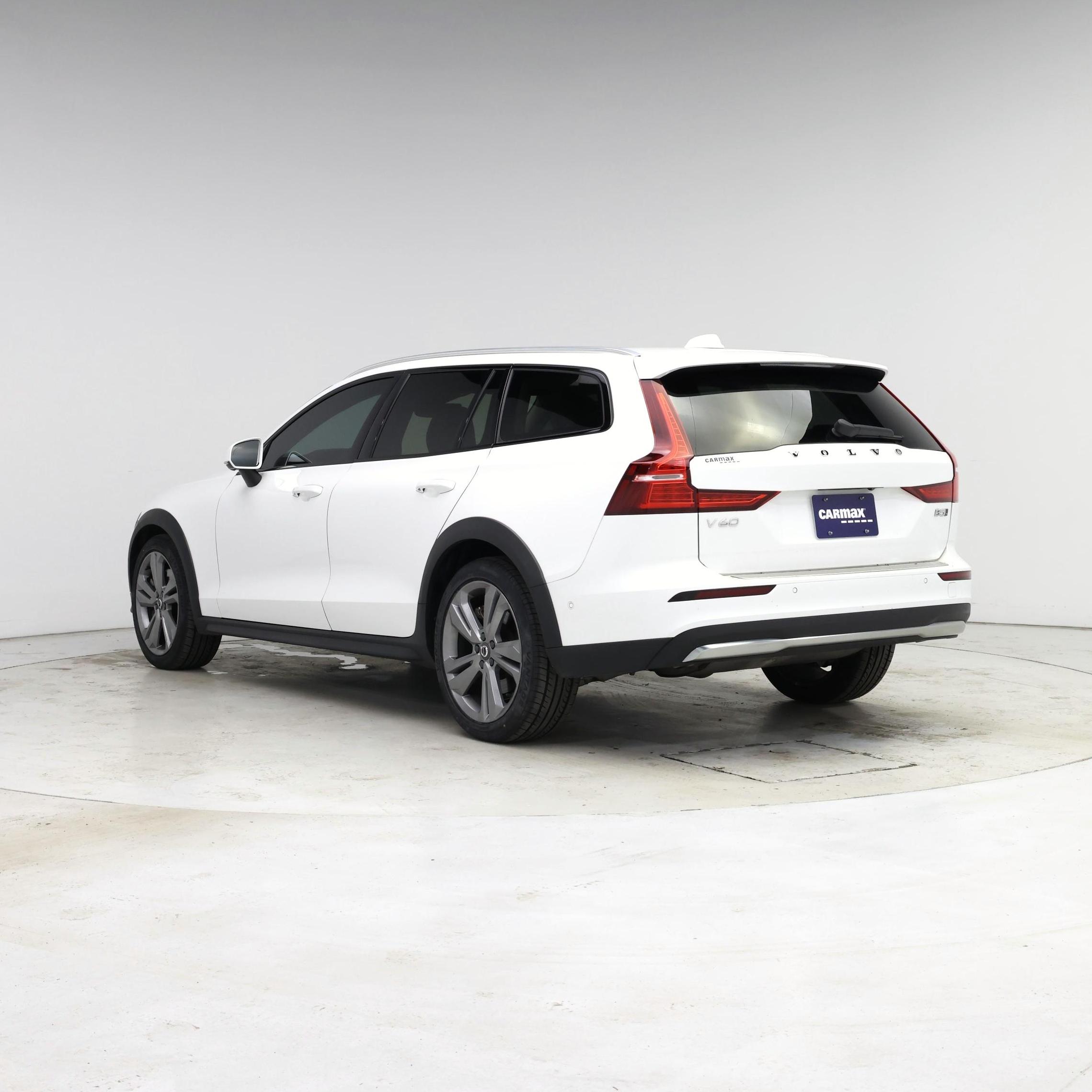 Thumbnail: 2025 Volvo S60 - 2