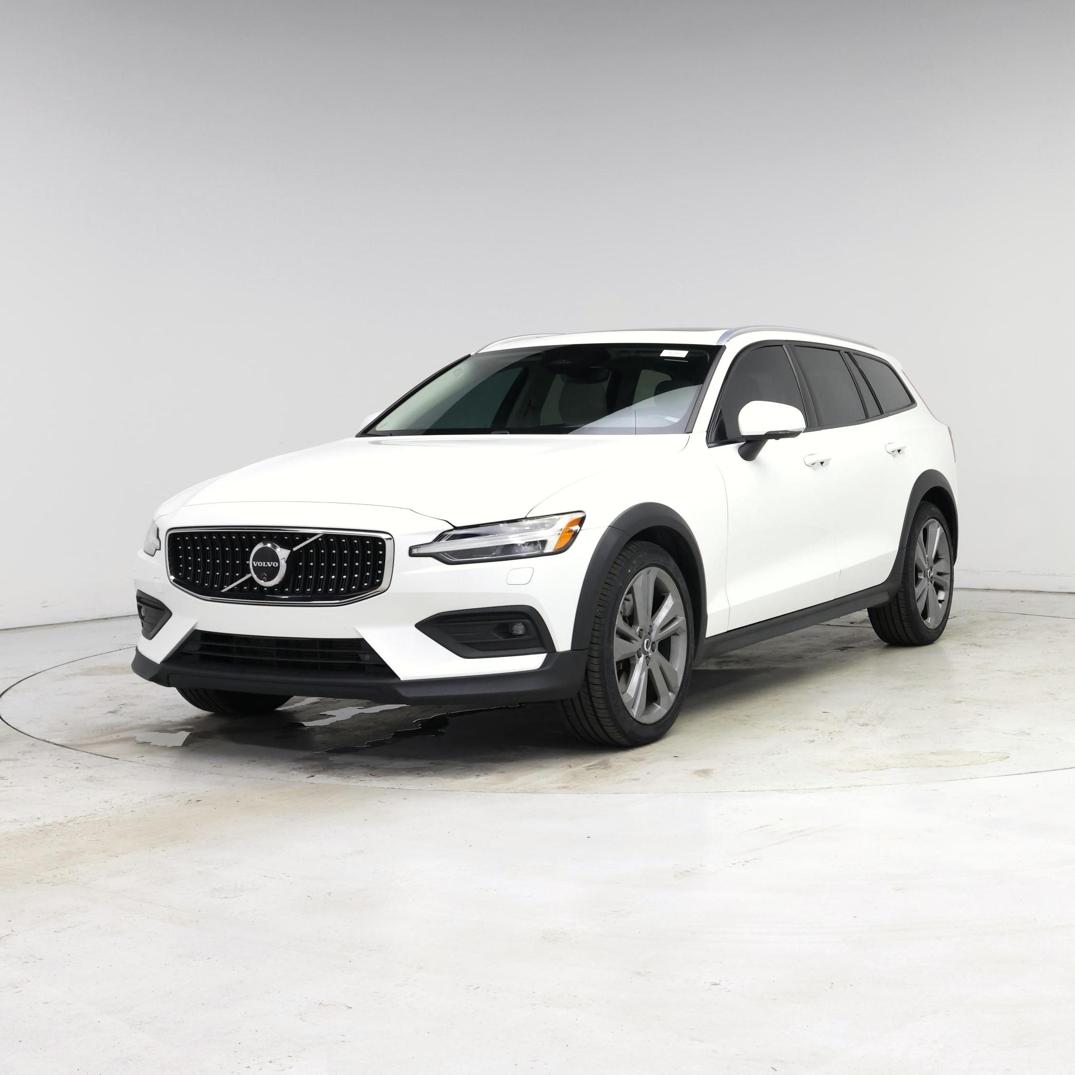 Thumbnail: 2025 Volvo S60 - 4