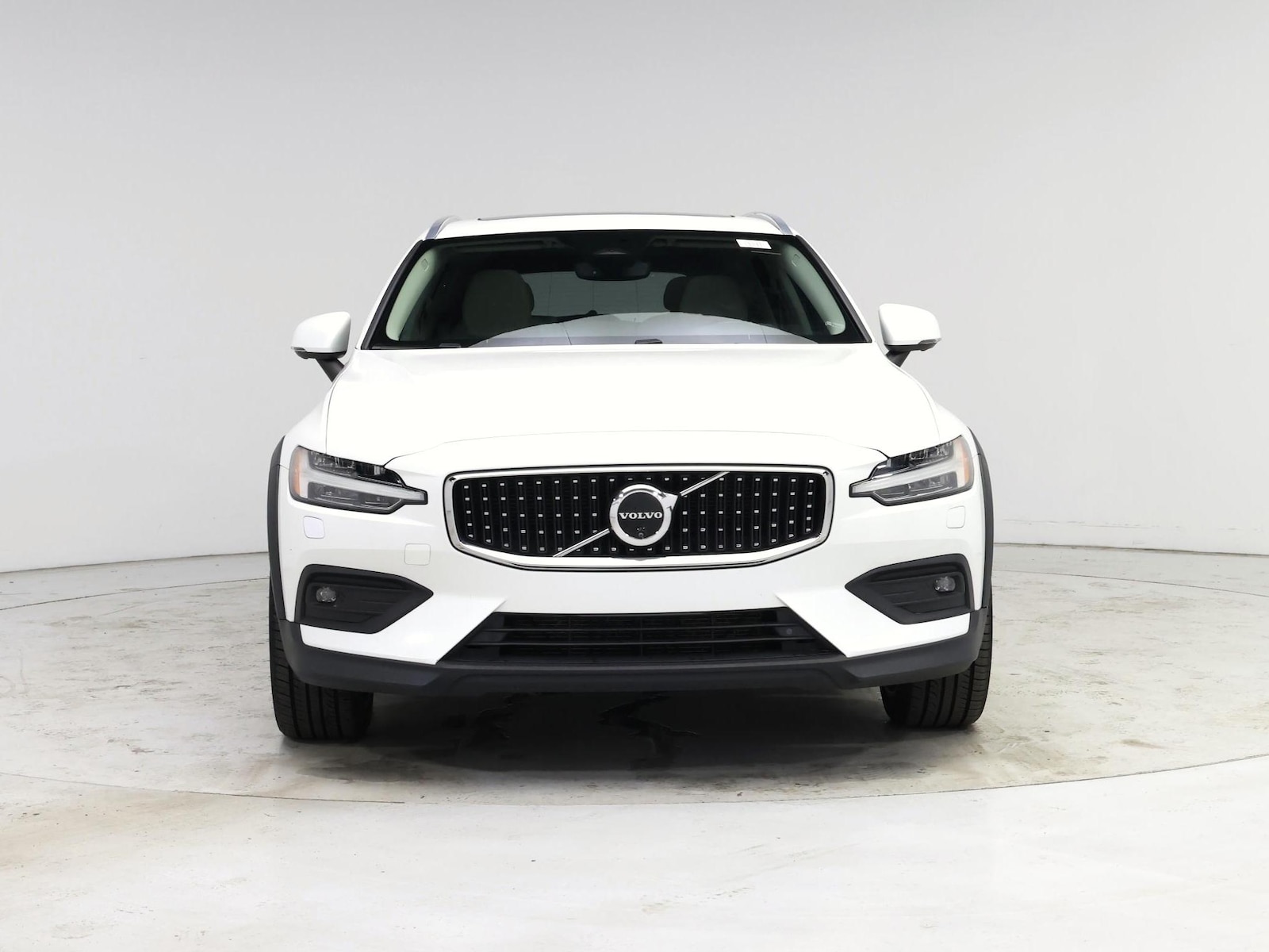 2025 Volvo V60 Cross Country Plus - Photo 6