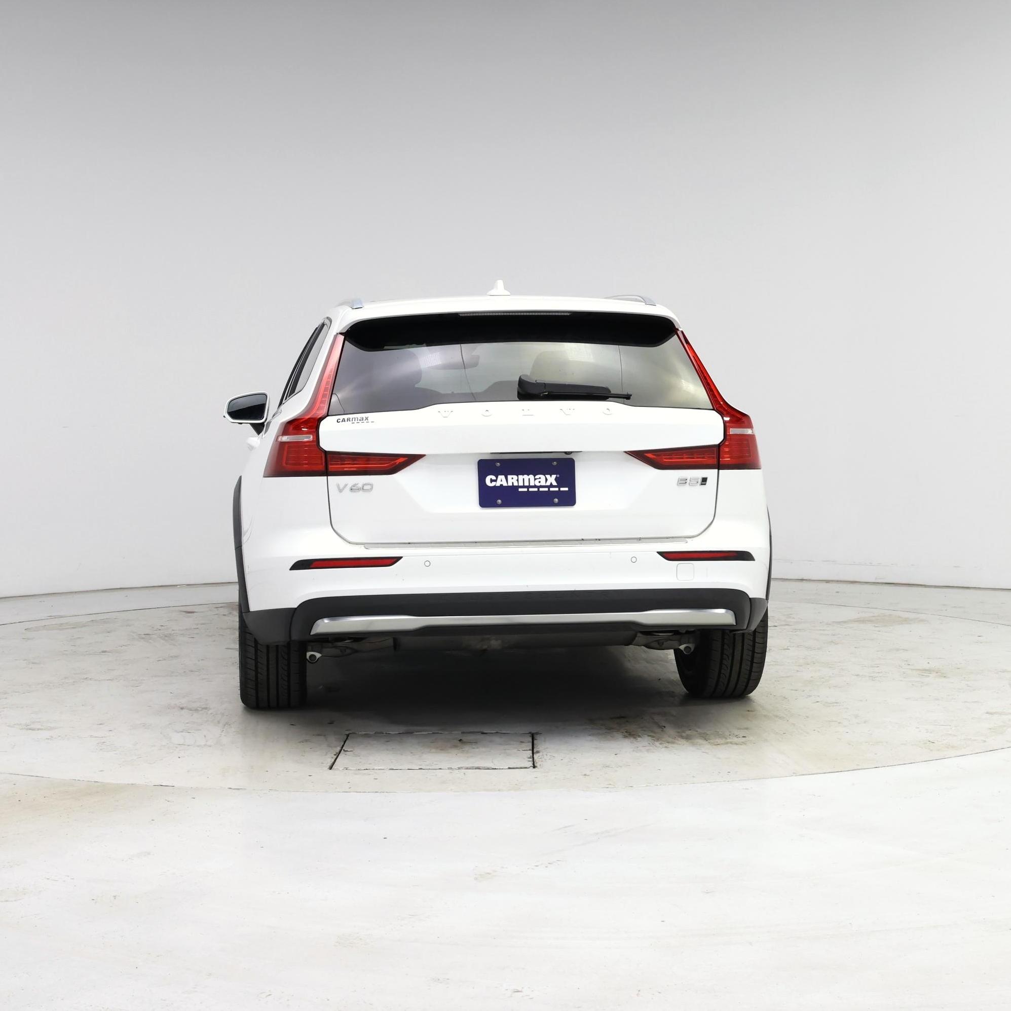 Thumbnail: 2025 Volvo S60 - 6