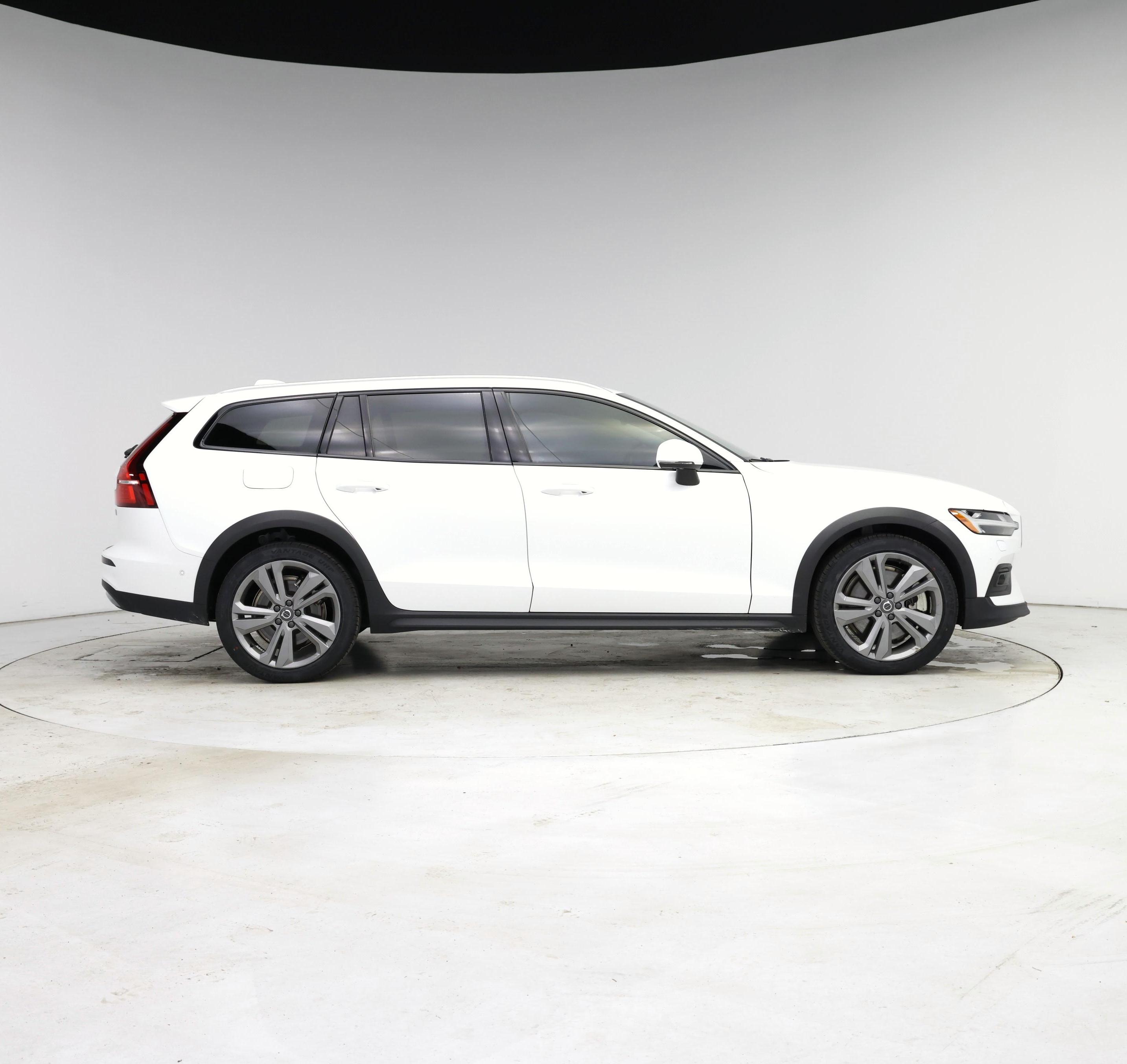 Thumbnail: 2025 Volvo S60 - 7