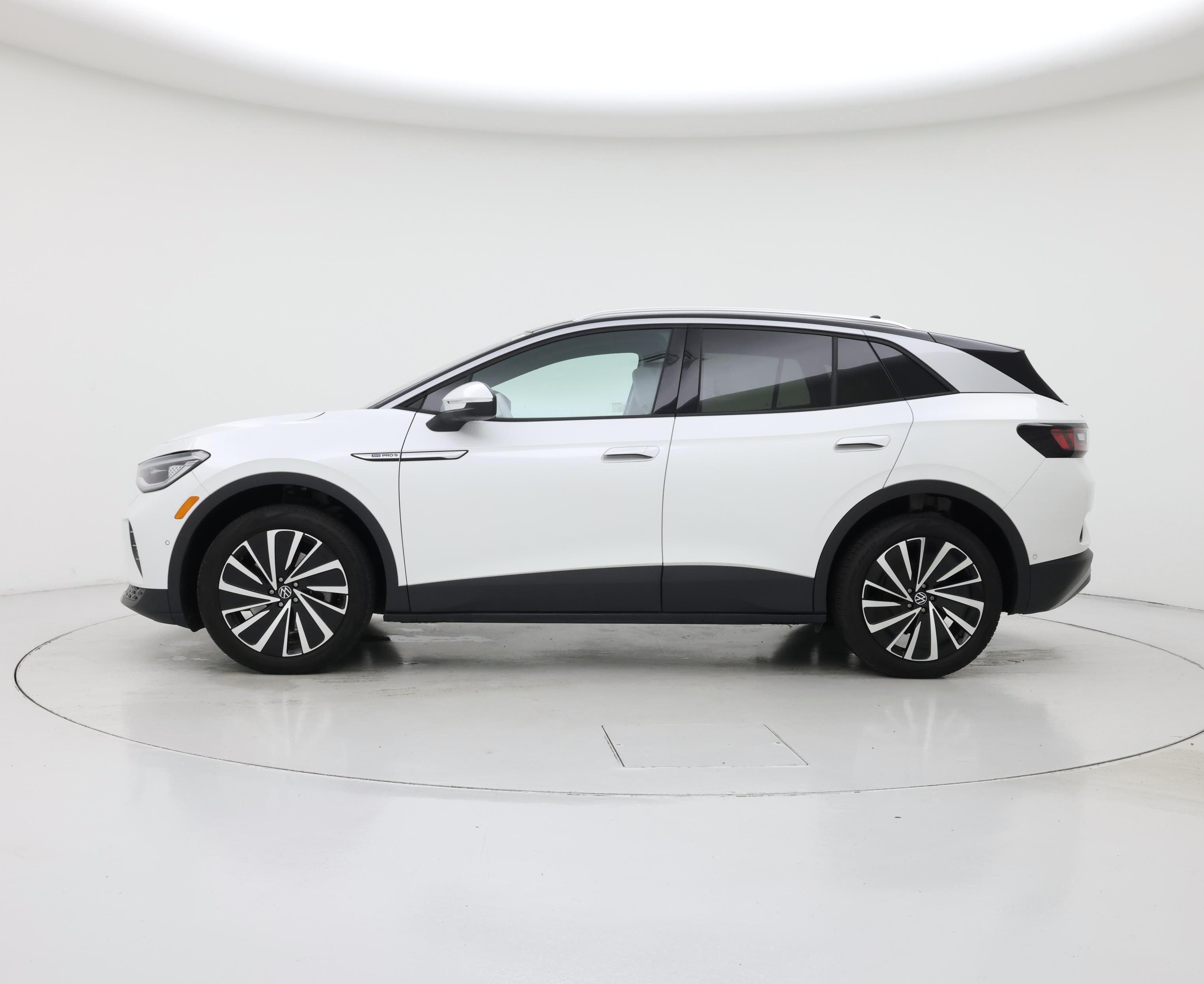 Thumbnail: 2023 Volkswagen ID.4 - 3