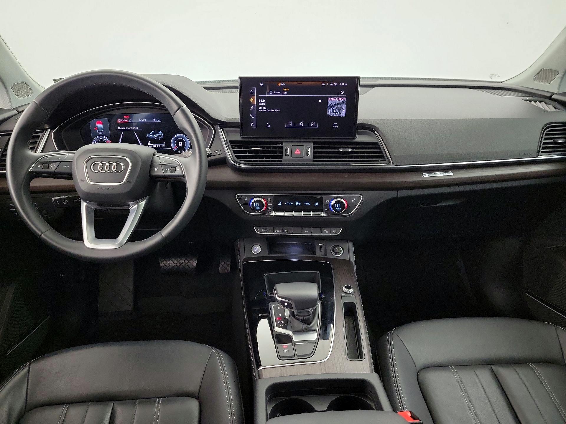 Thumbnail: 2023 Audi Q5 - 9
