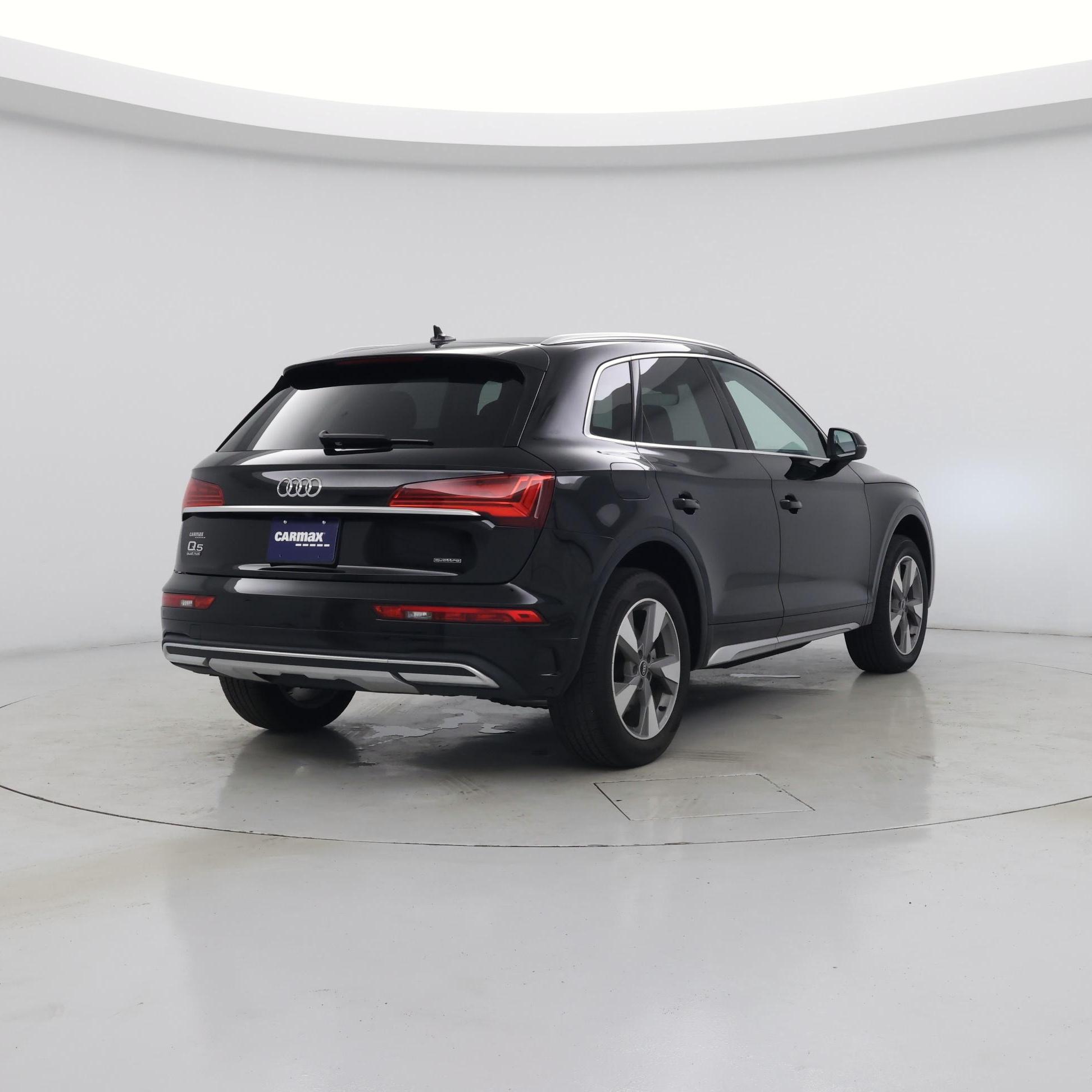 Thumbnail: 2023 Audi Q5 - 8