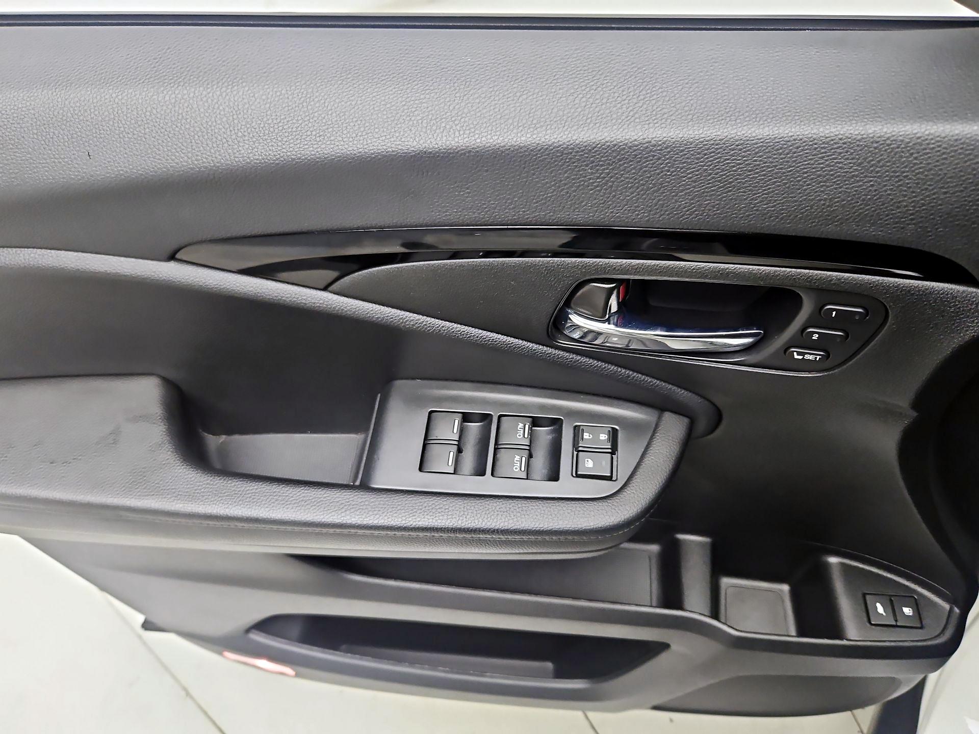 Thumbnail: 2022 Honda Pilot - 12
