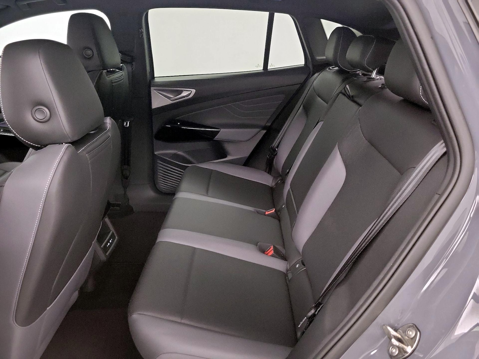 2023 Volkswagen ID.4 PRO S - Photo 21