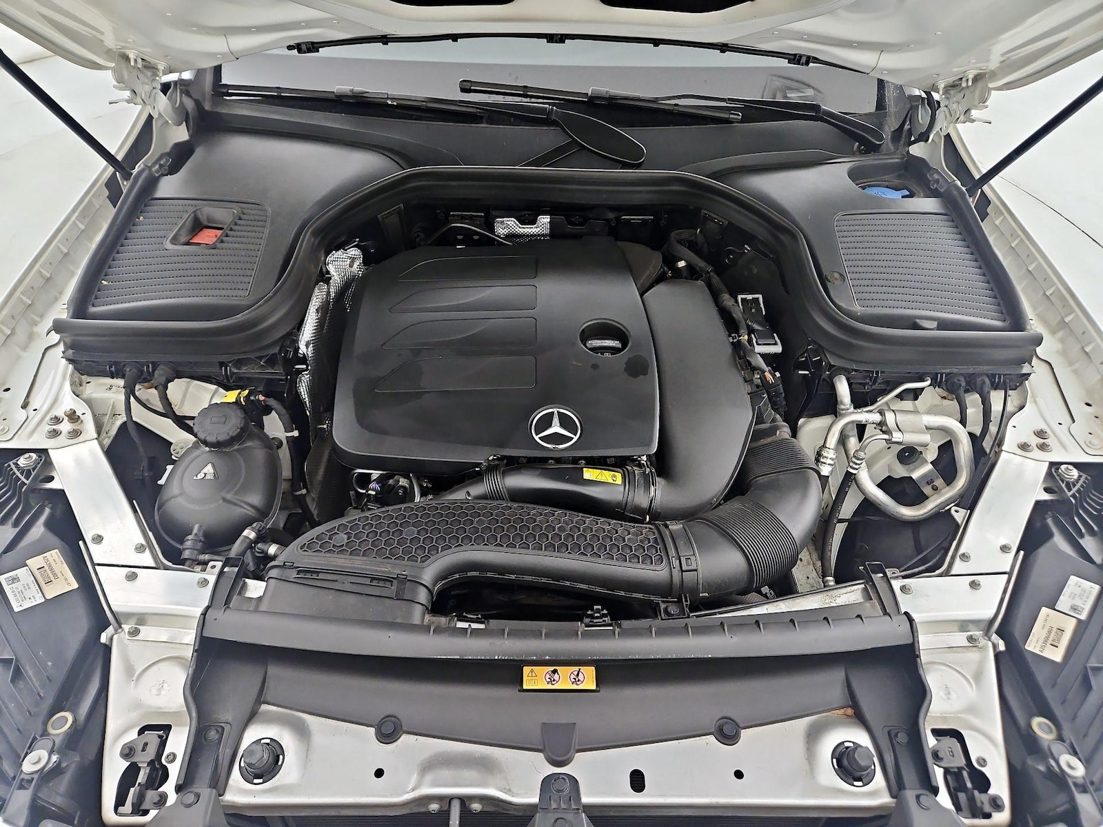 2022 Mercedes-Benz GLC GLC300 - Photo 22